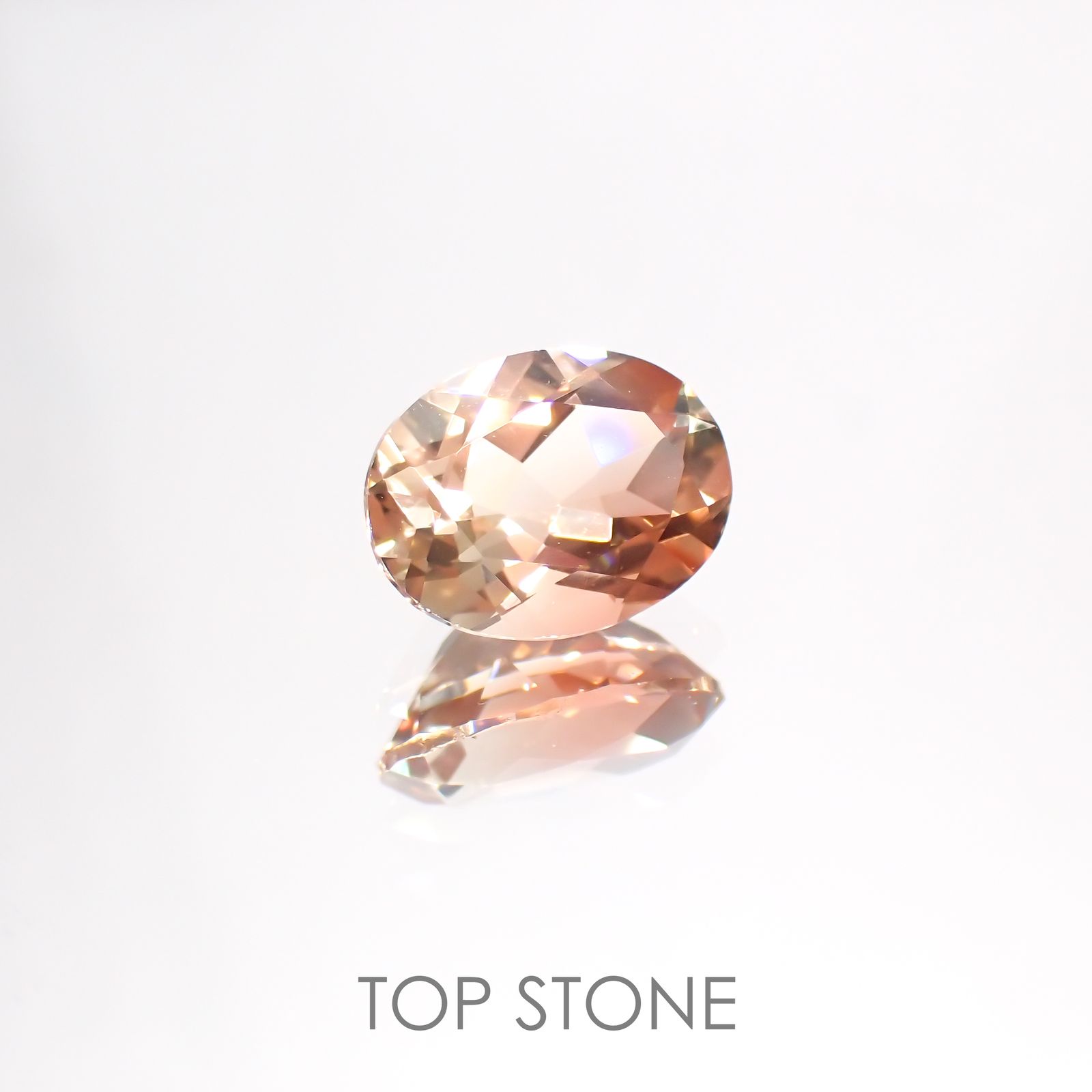 オレゴンサンストーン(宝石名ラブラドライト)アメリカ・オレゴン州産 1.46ct 識別済[220113875]8.5x6.6mm前後
