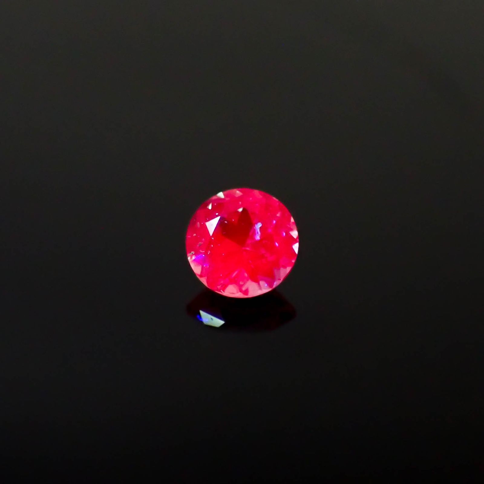 アレキサンドライト ロシア産 0.085ct [250530355]2.6x2.6mm前後