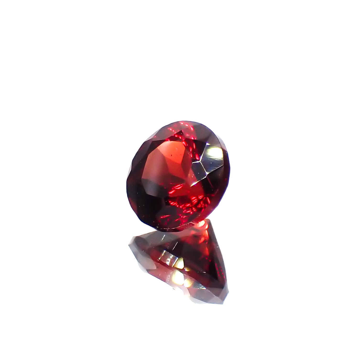 パイラルスパイトガーネット モザンビーク産 0.96ct[230421775]5.5x5.5mm前後