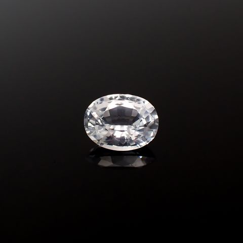 カラーレスサファイア スリランカ産 0.42ct[240527478]5.1x4mm前後