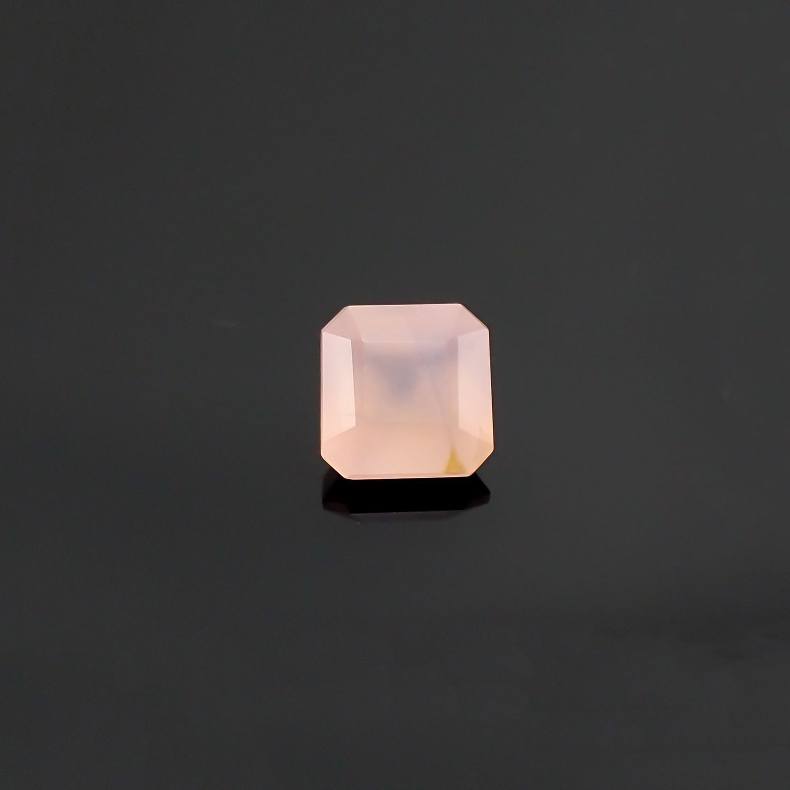ピンクスミソナイト(宝石名ピンク・スミソナイト) メキシコ産 1.60ct 識別済[210711450]6.3×6.1mm前後