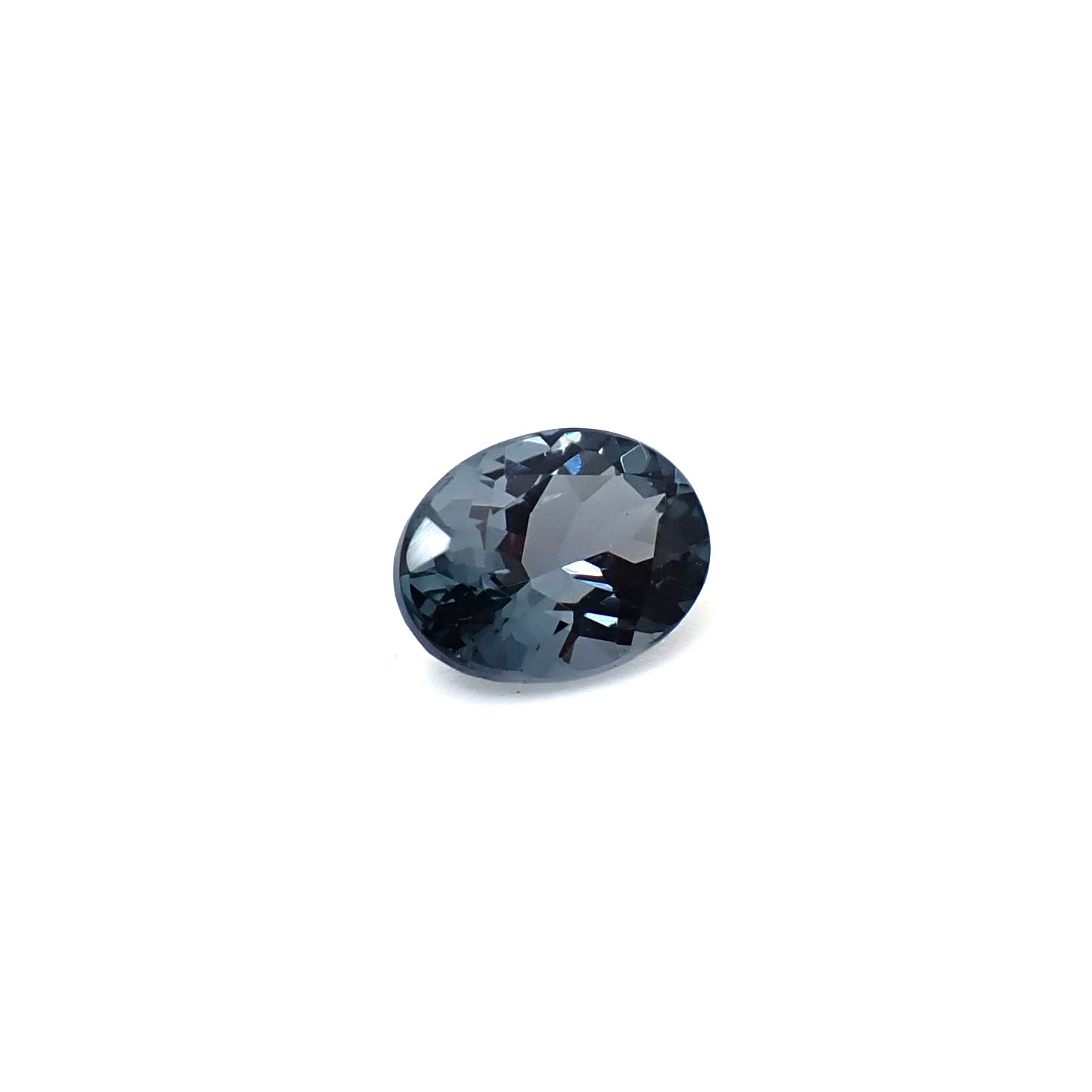 ブルーイッシュグレースピネル モザンビーク産 1.46ct / 8x6mm前後 [260632516]