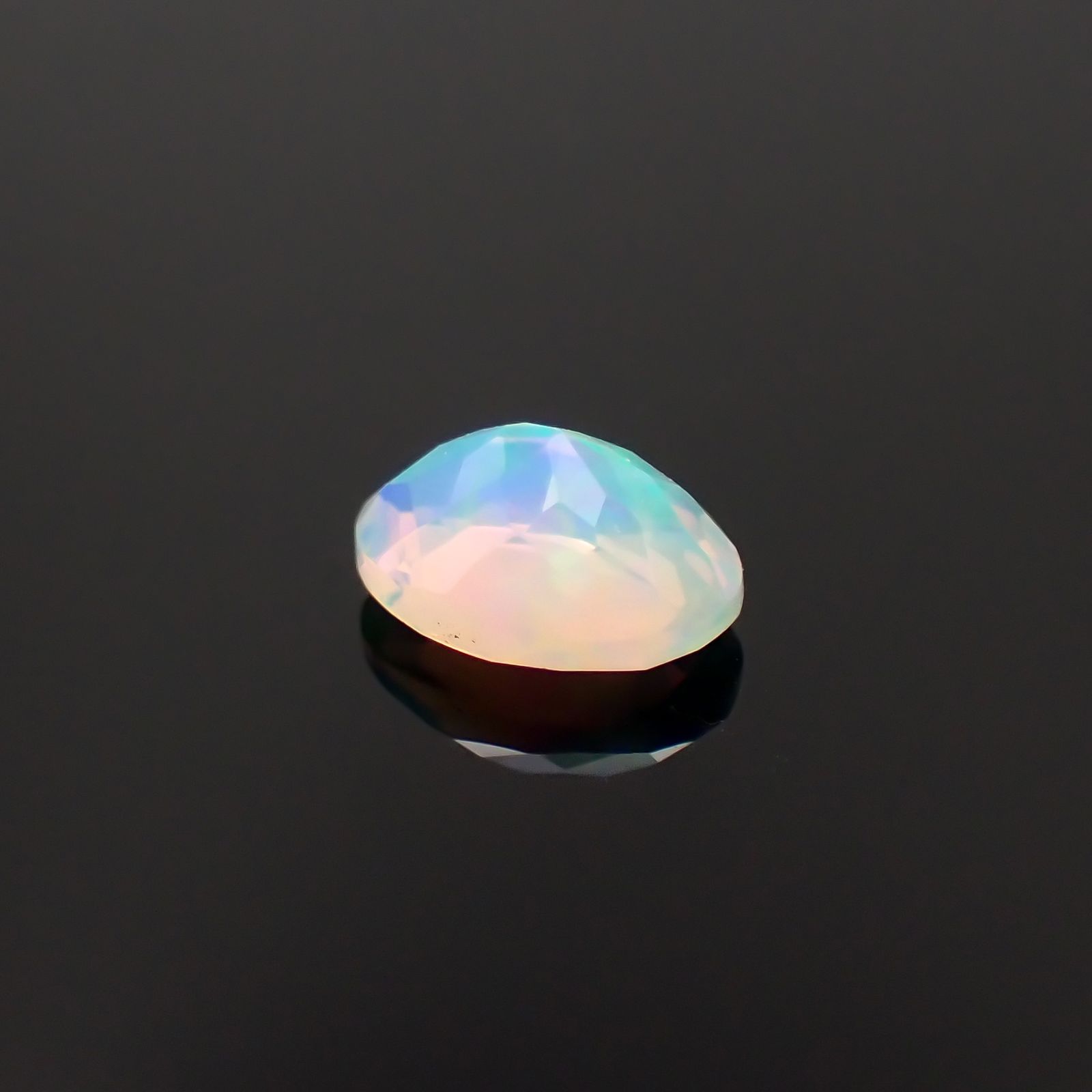 エチオピアオパール エチオピア産 0.45ct[230522193]6.7x4.9mm前後