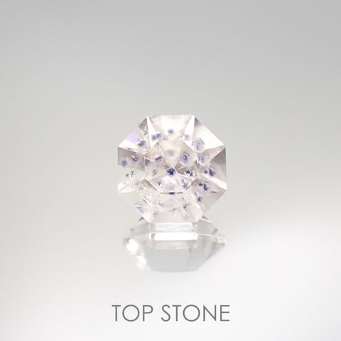 ◇オクタゴンカット◇フローライトインクォーツ マダガスカル産 14.64ct[220515707]15.2x15.1mm前後