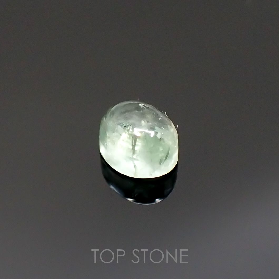 バナジウムコーネルピン(宝石名コーネルピン)タンザニア・タンガ州産 0.64ct 識別済[220115564]4.9x4mm前後