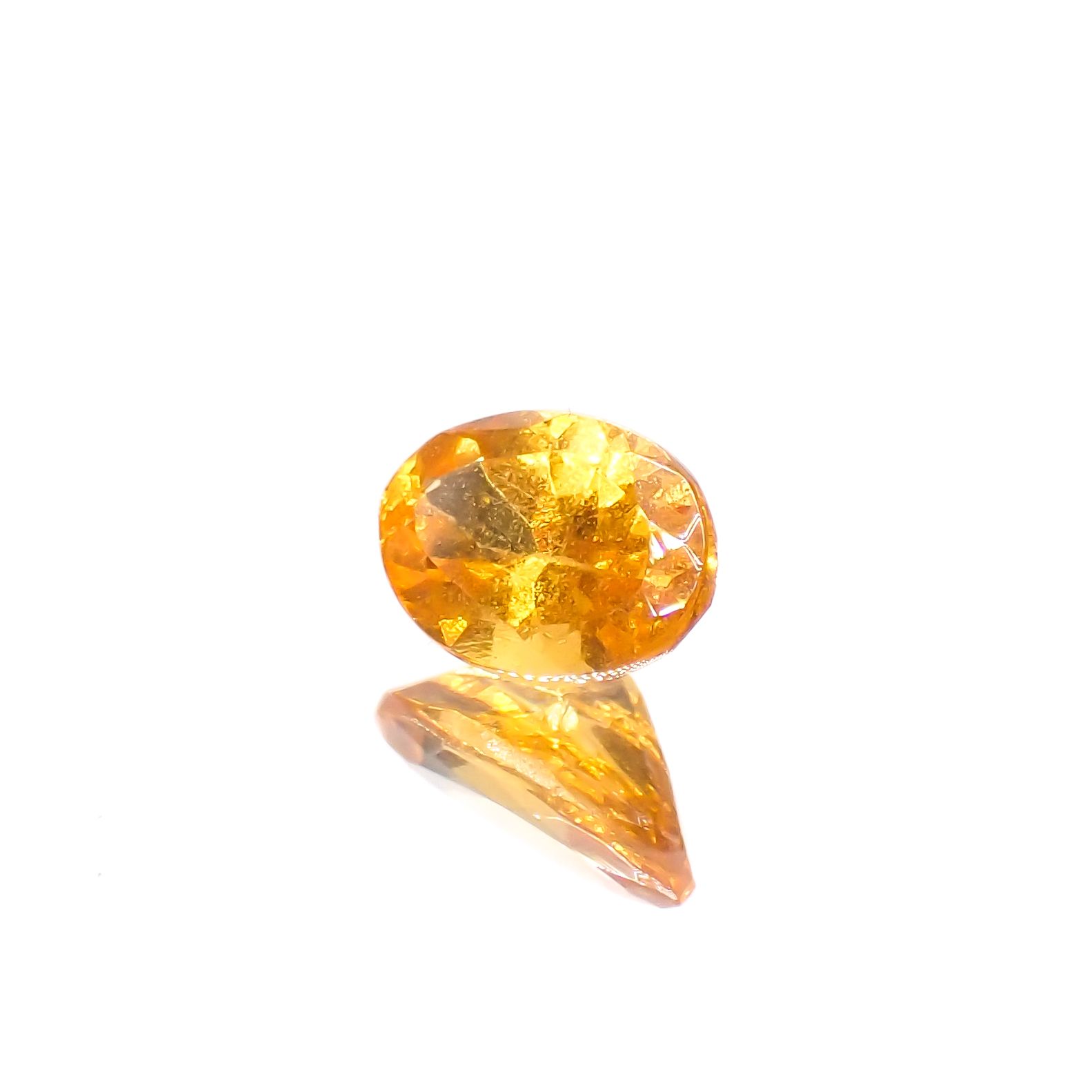 スペサルティンガーネット ナイジェリア産 0.52ct[230923385]5.8x3.9mm 