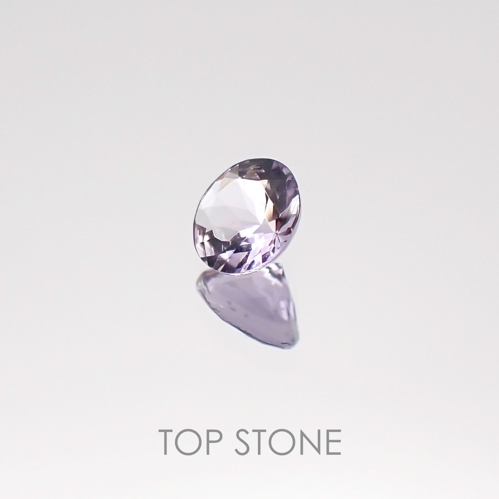 ラベンダースピネル スリランカ産 ルース 0.19ct[20106644]3.9×3.9mm前後