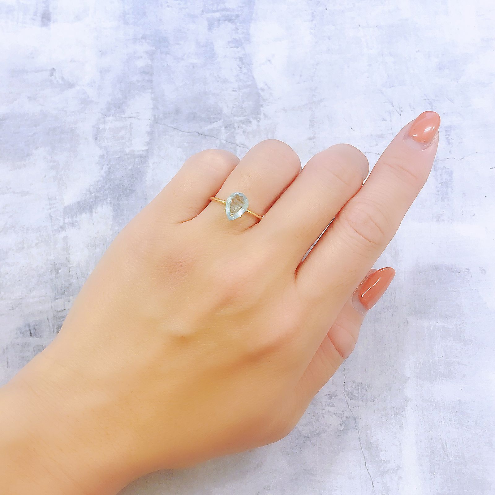 ユークレース(宝石名ブルー・ユークレース)コロンビア産 1.285ct ソ付(彩珠)[221018855]8.9x6.7mm前後