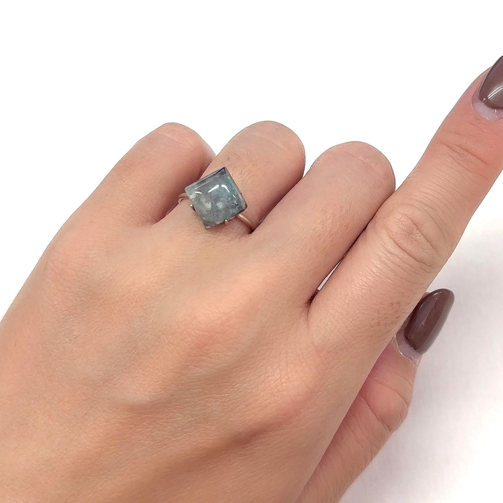アホイトインクォーツ 南アフリカ・メッシーナ鉱山産 4.57ct [241029316]10x9.8mm前後