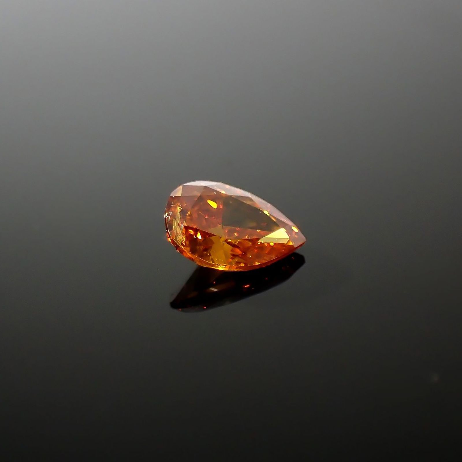 オレンジダイヤモンド SI-2 | FANCY DEEP YELLOWISH ORANGE(宝石名