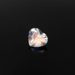 レインボームーンストーン マダガスカル産 0.76ct / 5.9x6.7mm前後 [260632375]