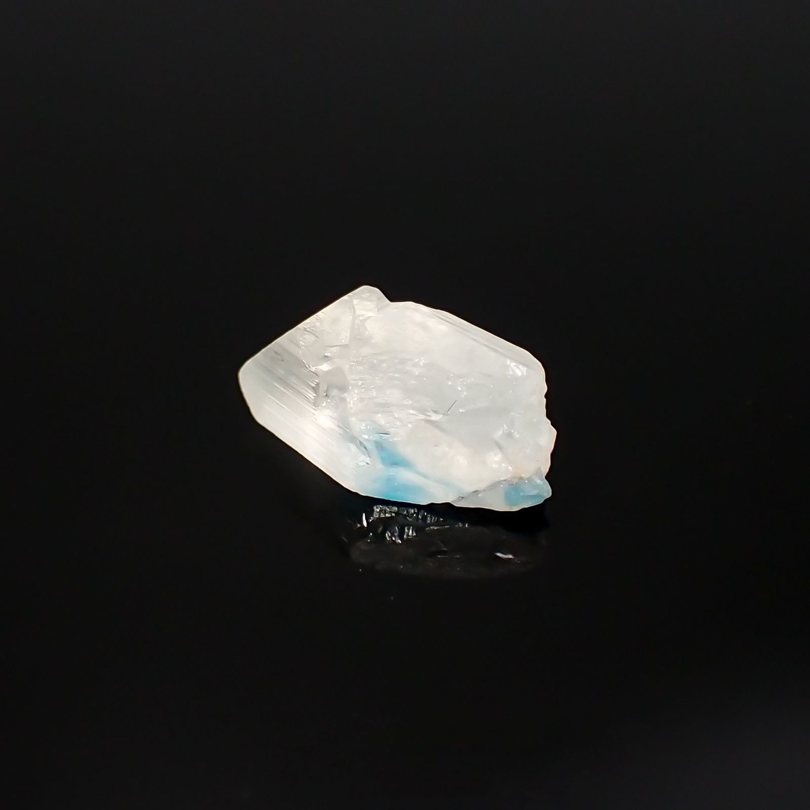 ユークレース 原石 ブラジル産 3.19ct[220515767]12.1x5.8mm前後