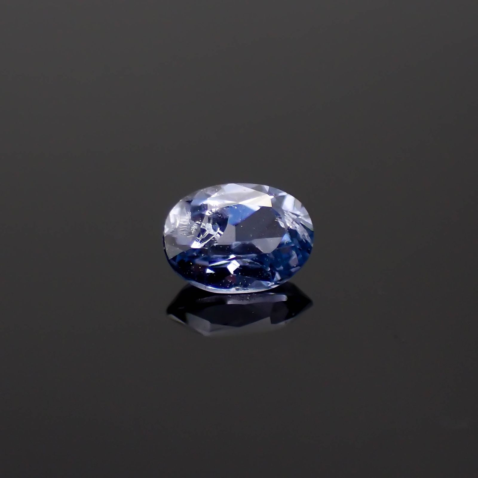 コバルトブルースピネル(宝石名ブルー・スピネル)タンザニア産 0.254ct ソ付(日独)[230622548]4.51x3.31mm前後