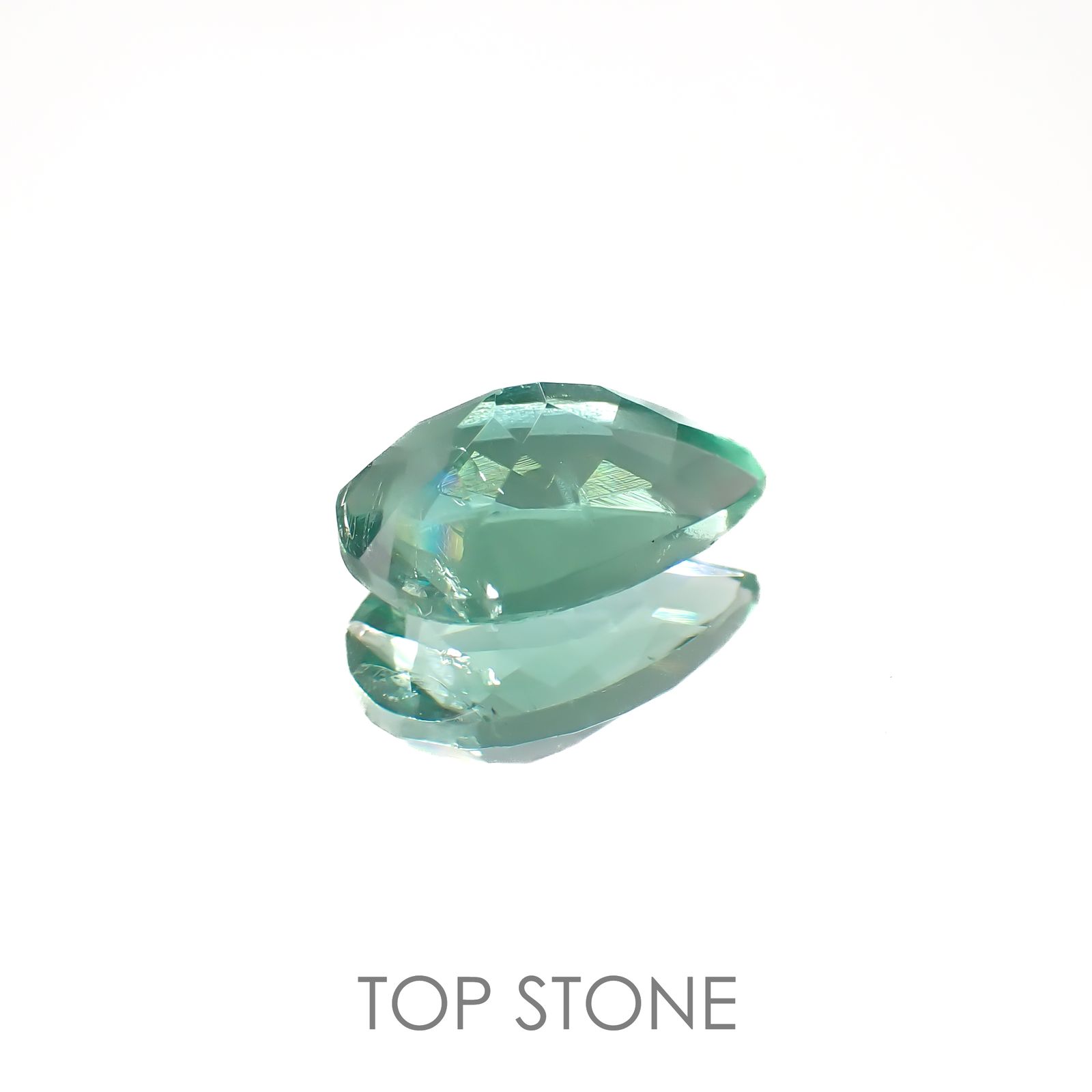 フローライト フルオレッセンス イギリス・ロジャリー鉱山産 2.49ct[220716925]11.2x7.1mm前後