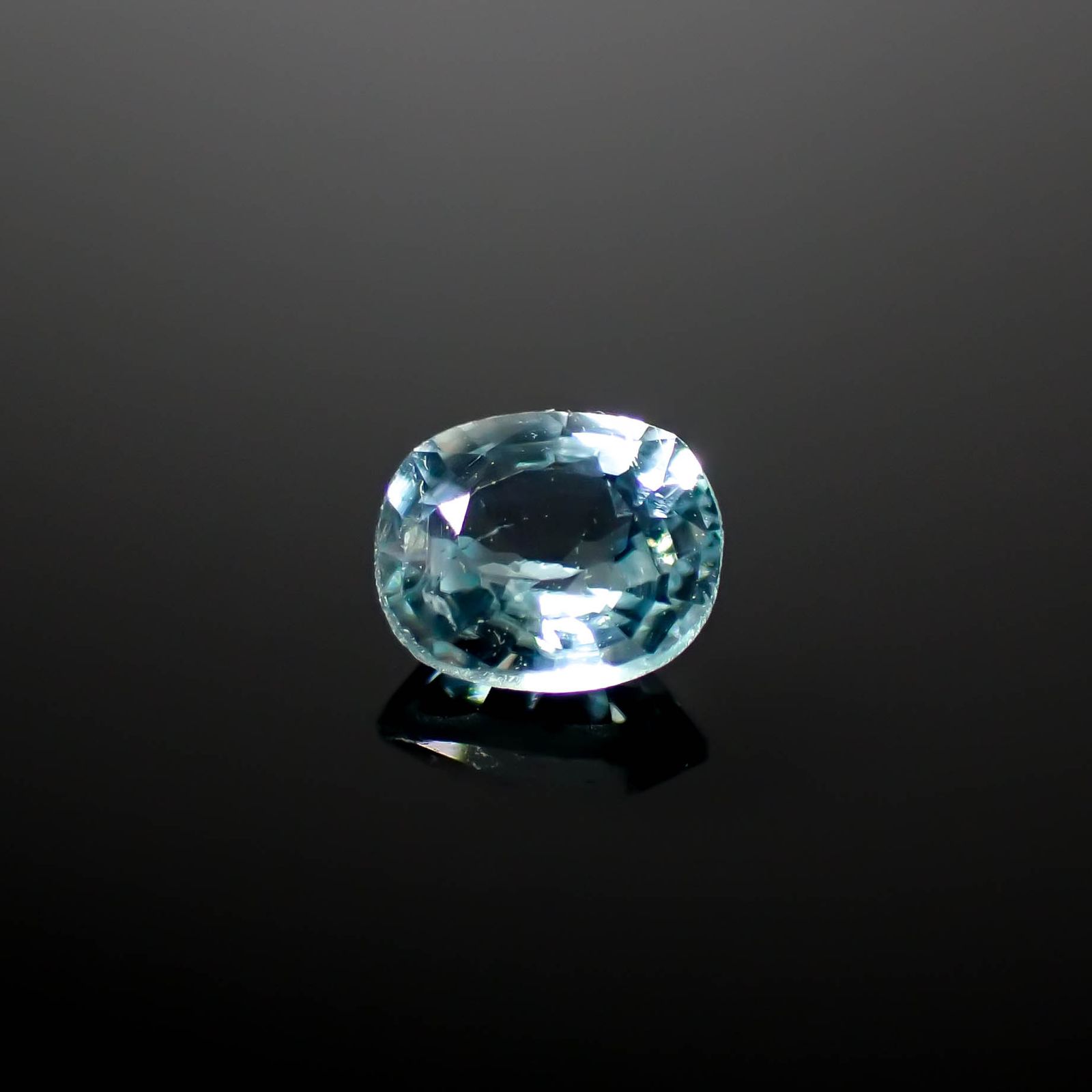 グランディディエライト マダガスカル産 0.41ct[240928846]5x4.3mm前後