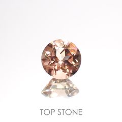 オレゴンサンストーン(宝石名ラブラドライト) アメリカ・オレゴン州産 0.77ct 識別済[21018886]5.9×5.9mm前後