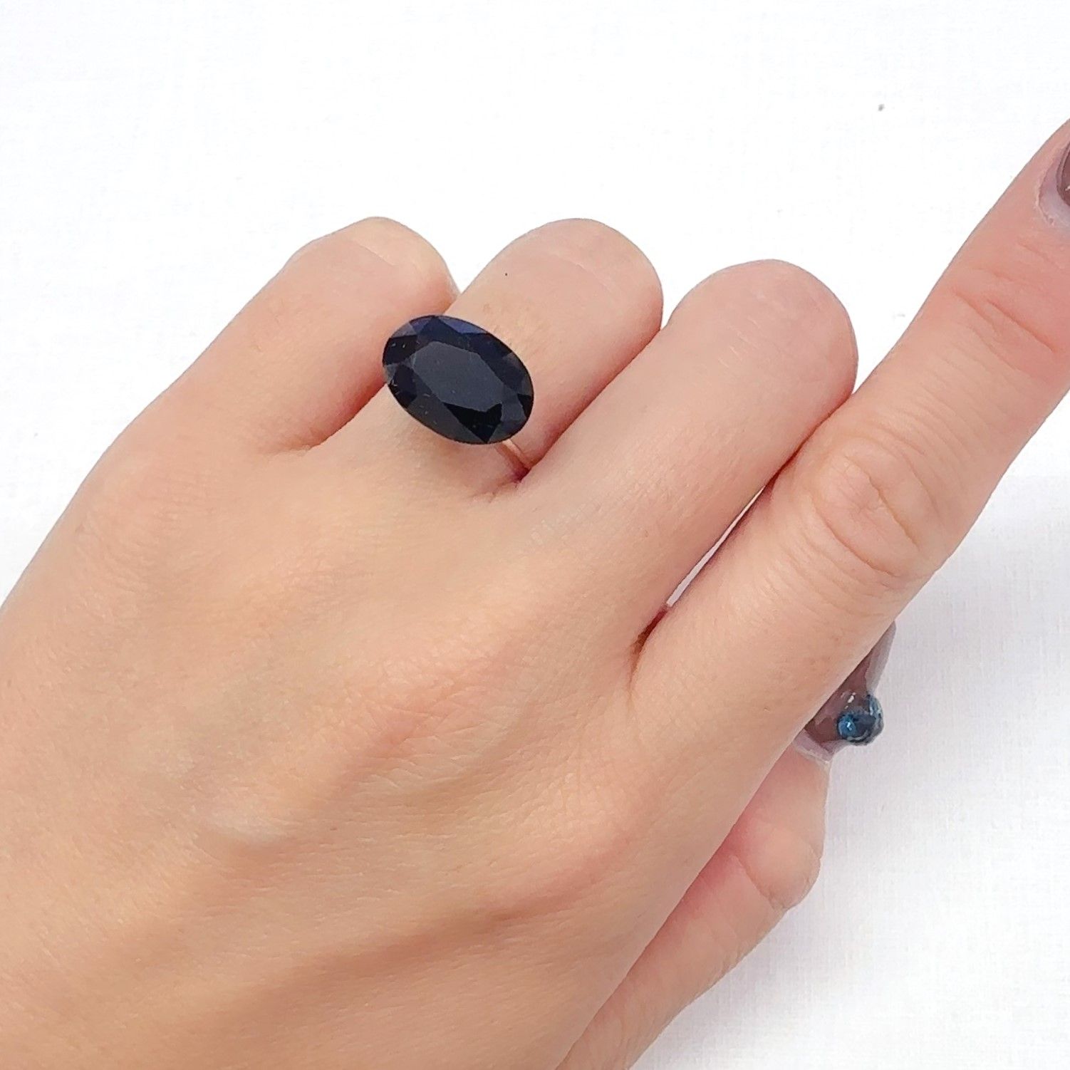 モリオン チベット産 5.29ct[240427358]13.7x9.8mm前後
