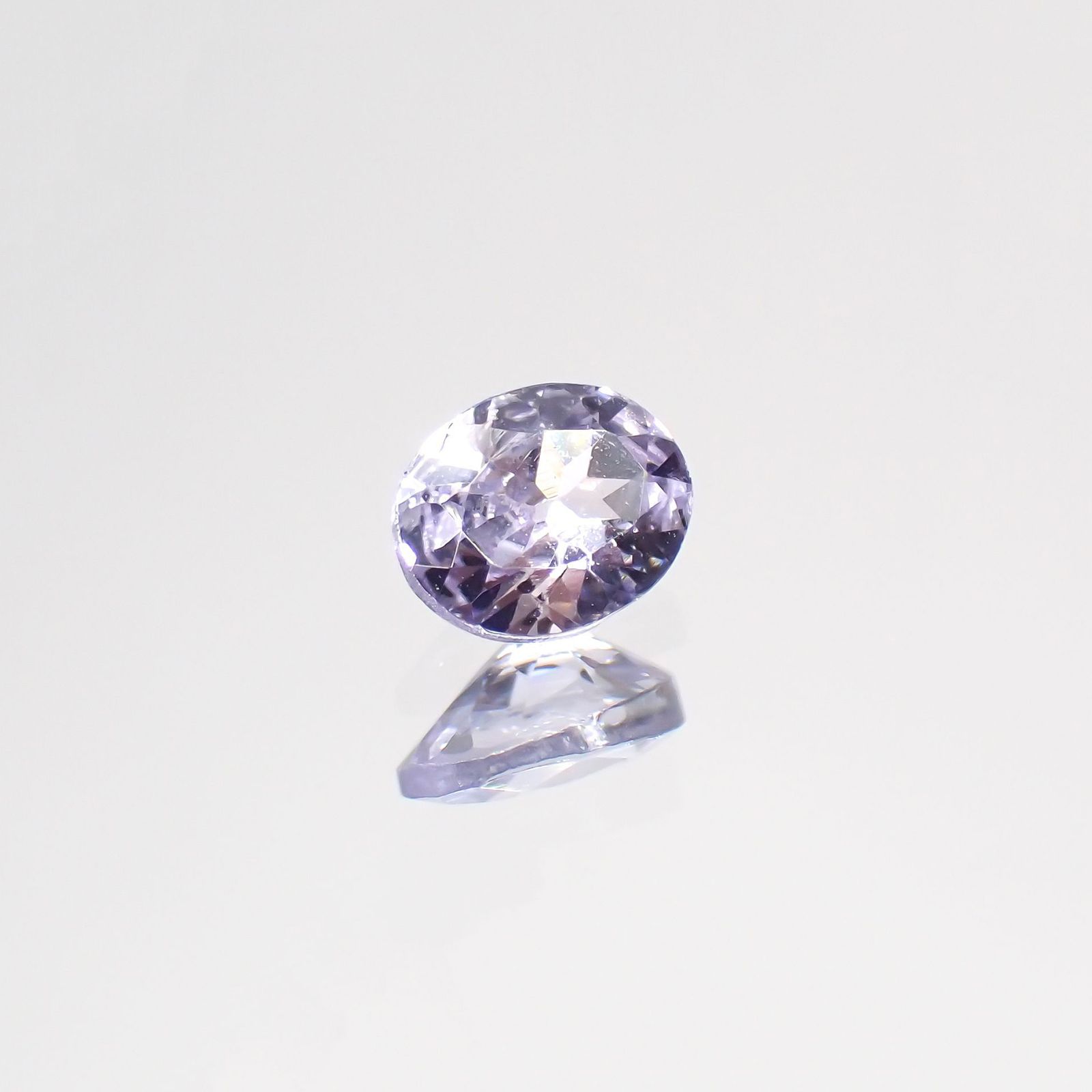 ラベンダーゾイサイト(宝石名ゾイサイト)タンザニア産 0.36ct 識別済[220115060]5x4mm前後