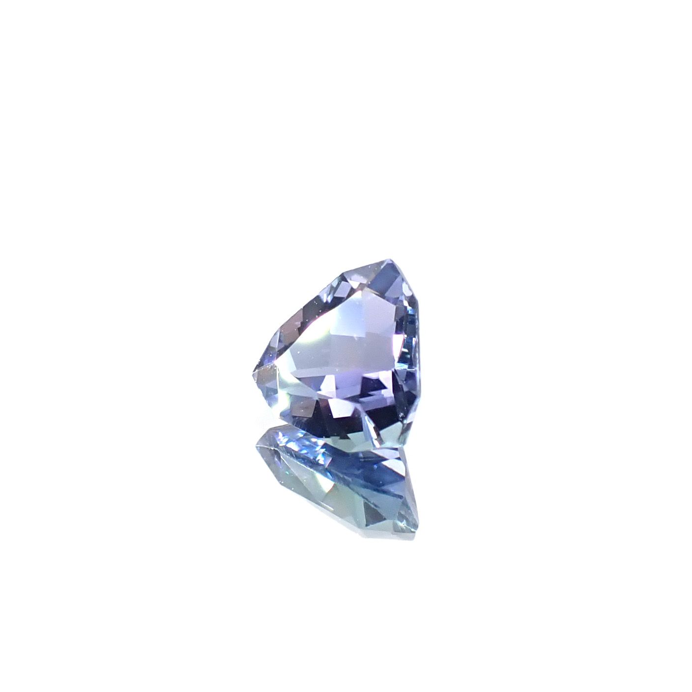 ◇カスタムカット◇タンザナイト 非加熱 タンザニア産 0.75ct / 5.9x5.8mm前後 [251031217]
