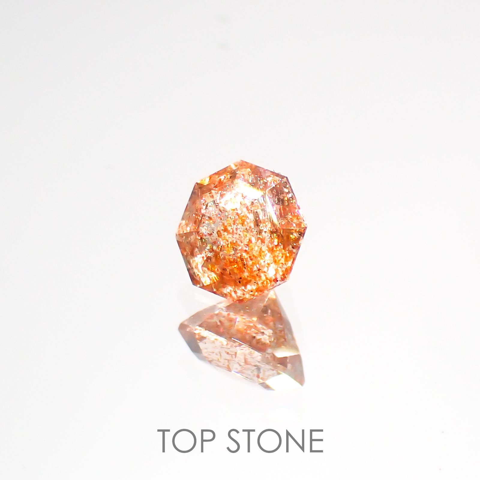 ◇オクタゴンカット◇イリュージョンサンストーン インド産 0.55ct[220115496]5.1x4.9mm前後