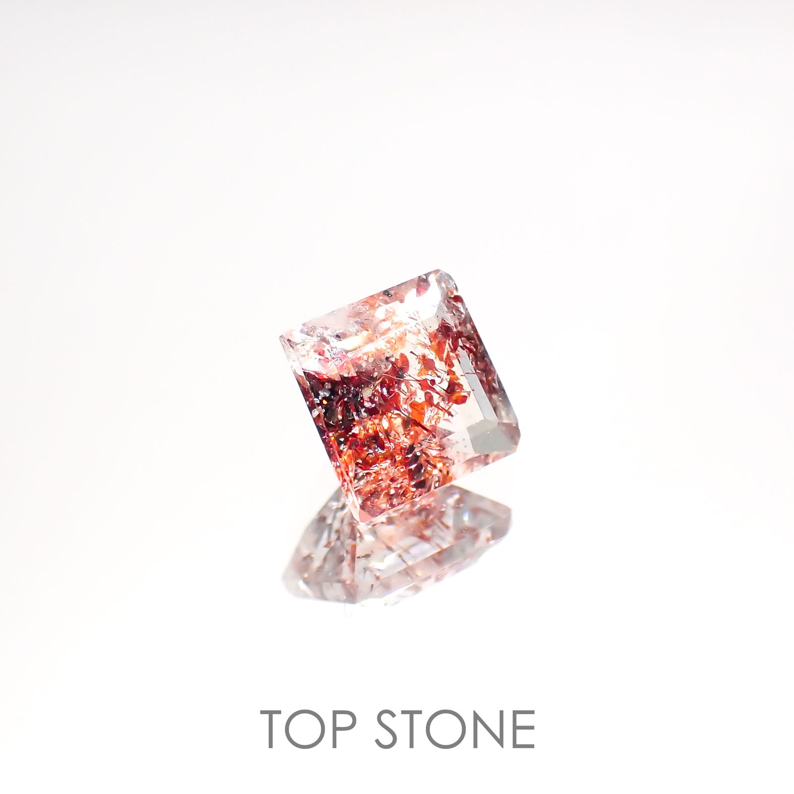 ファイヤークォーツ ナイジェリア産 1.18ct[220114765]6.3x6.2mm前後