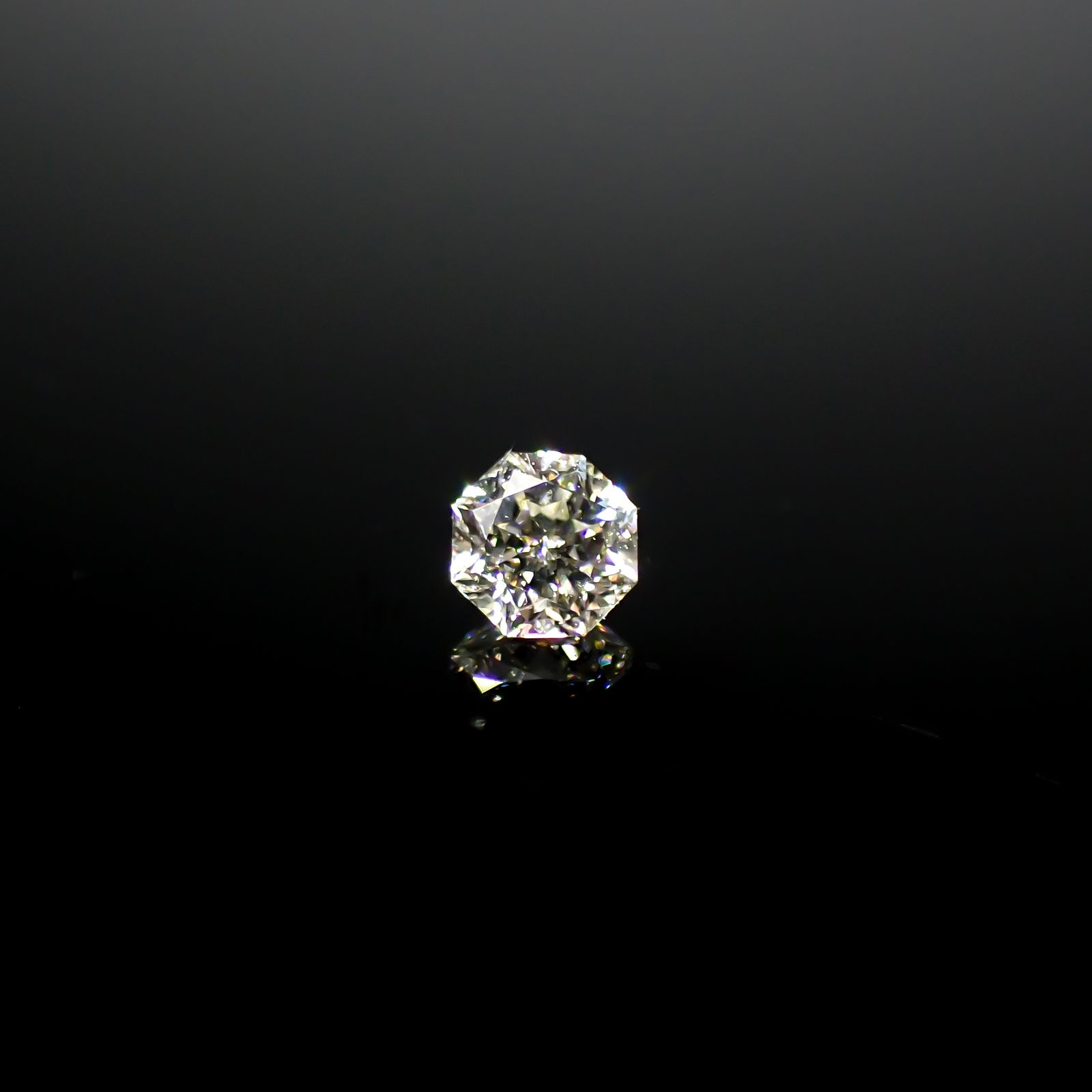 ◇オクタゴンカット◇ダイヤモンド 0.12ct[240427037]3x2.9mm前後