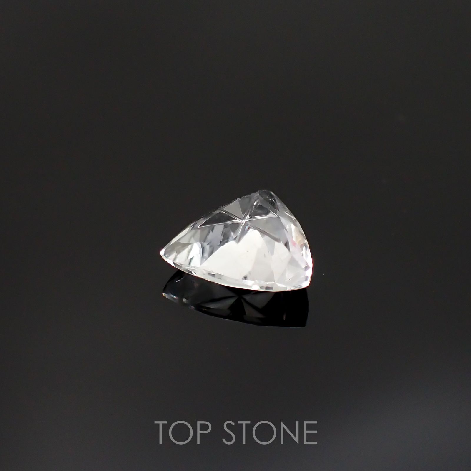 ◇甲州貴石切子Plus Three◇ハイアライトオパール カード付き(宝石名オパール)メキシコ産 1.396ct ソ付(彩珠)[220616071]8.8x9.2mm前後