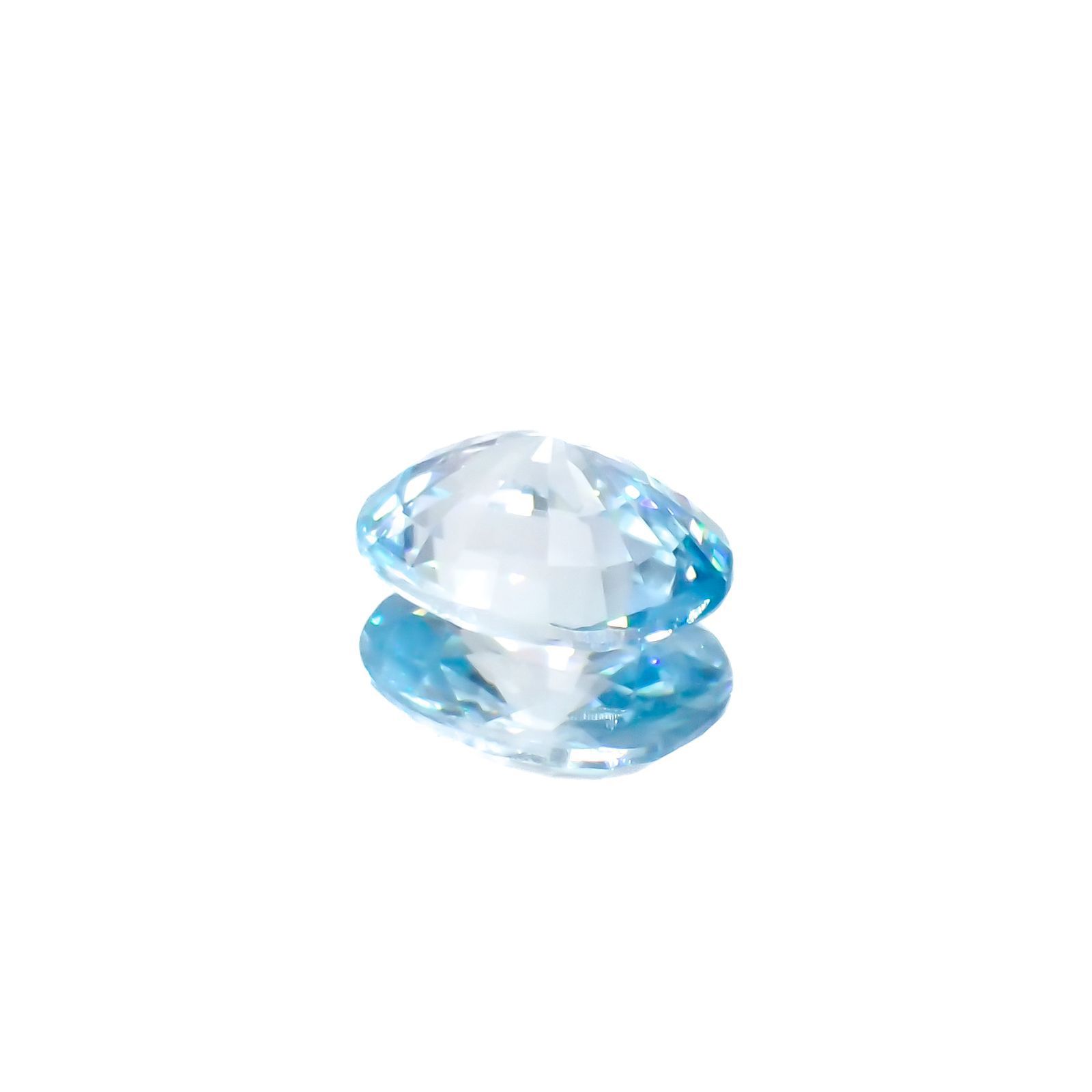 バイカラーブルージルコン カンボジア産 1.73ct[230320984]7.9x5.9mm前後