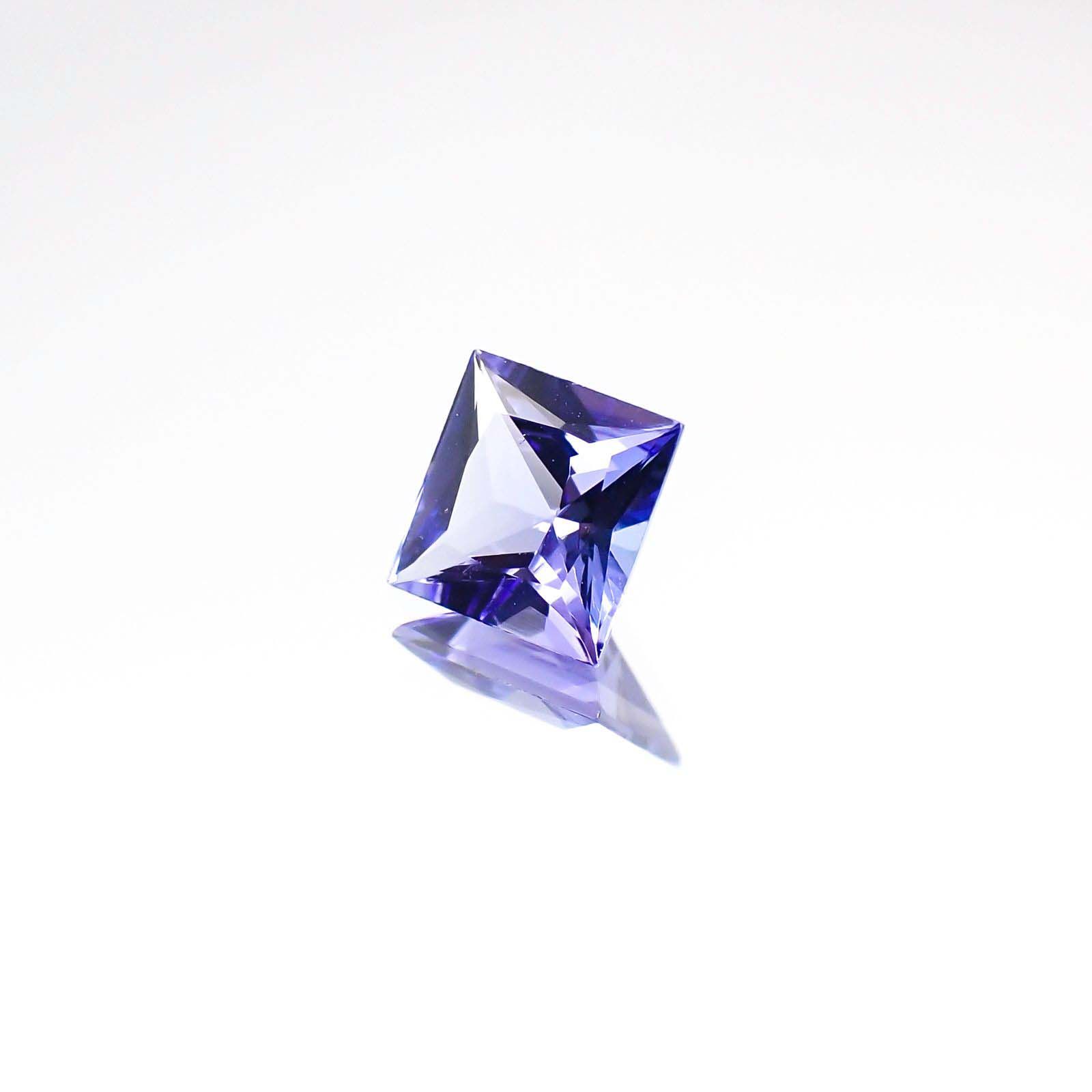 ◇プリンセスカット◇タンザナイト(宝石名タンザナイト)タンザニア産 0.58ct 識別済[230723007]5.1x5.1mm前後
