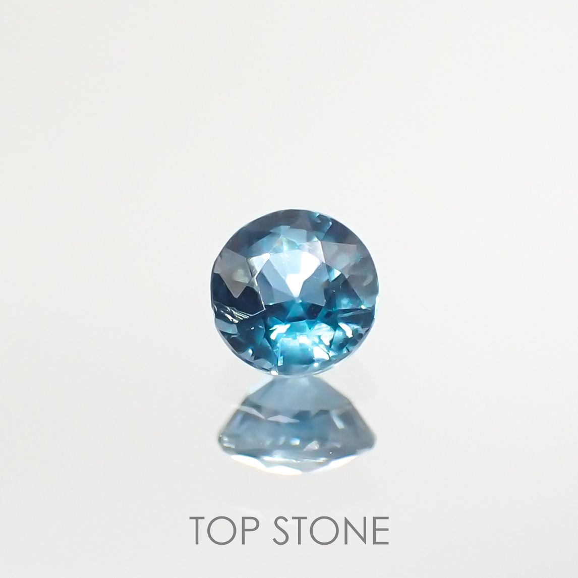 オーシャンブルーカイヤナイト インド産 ルース 0.32ct[210812364]4×4mm前後