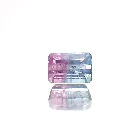 バイカラーパライバトリマルン 非加熱(宝石名トルマリン/別名パライバ・トルマリン)ブラジル産 0.14ct GIA鑑付[231224812]3.35x2.37mm前後
