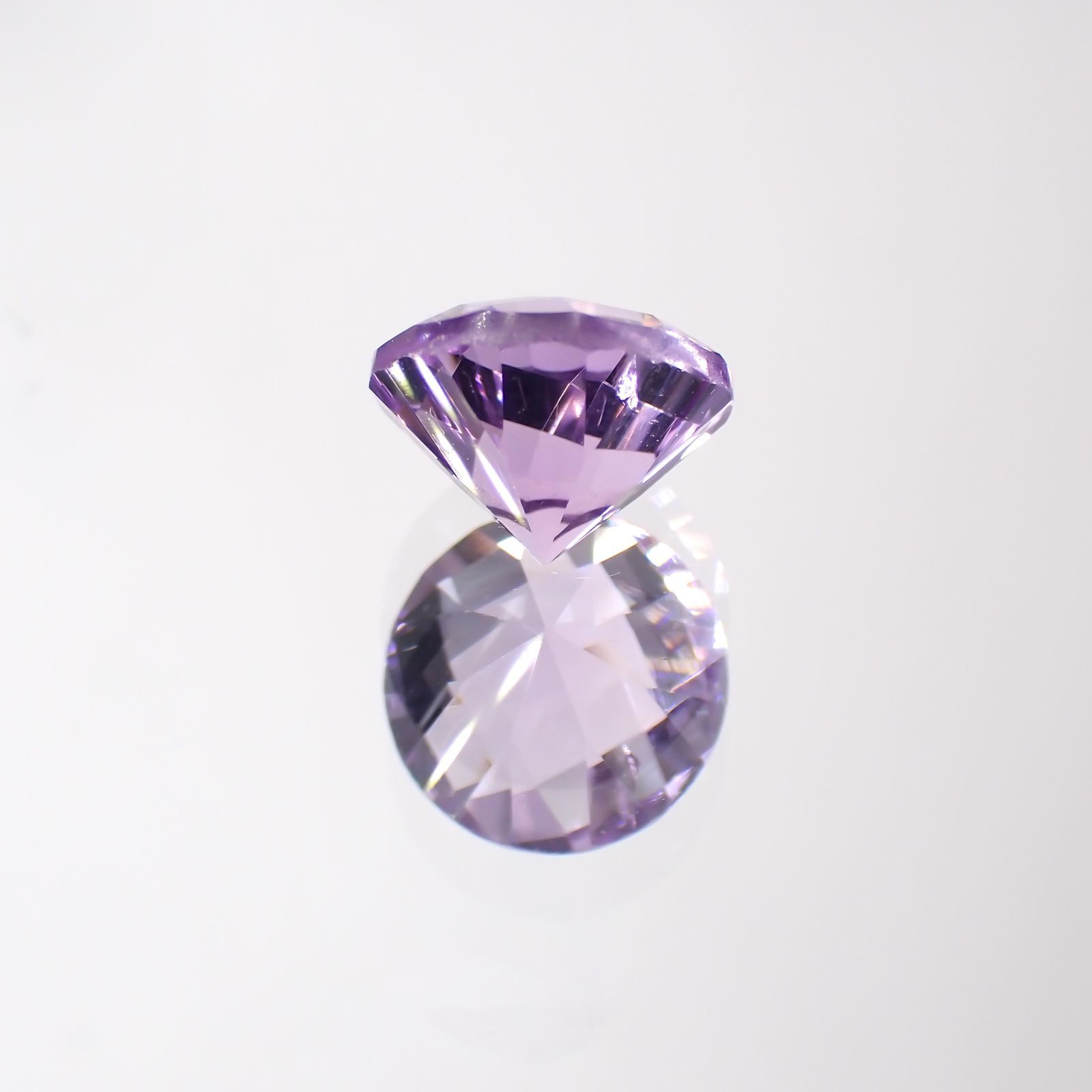 ◇チェッカーコンケーブカット◇アメジスト(宝石名アメシスト) ブラジル産 1.22ct 識別済[211013029]7.1×7.1mm前後