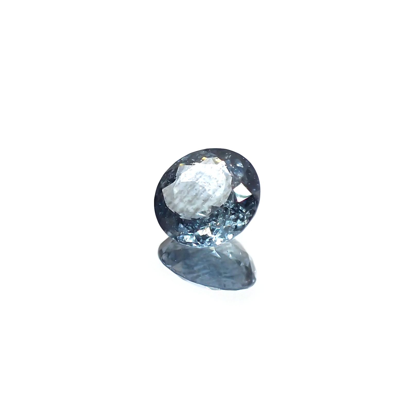 サンタマリアアクアマリン(宝石名アクアマリン) ブラジル産 0.619ct ソ付(彩珠)[210711899]5.8×5.8mm前後