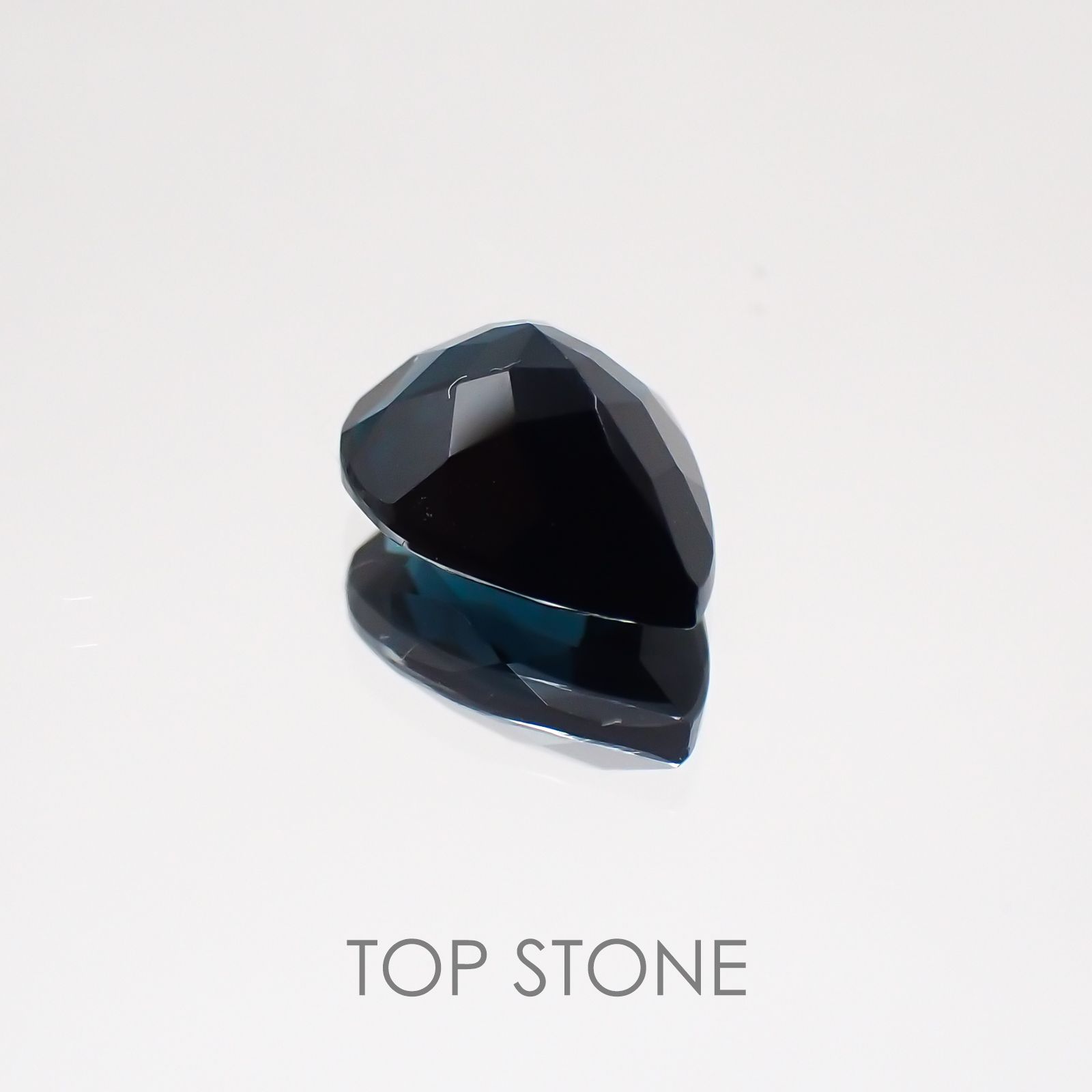インディゴライト ブラジル産 ルース 1.3ct[20129307]8.5×6.4mm前後