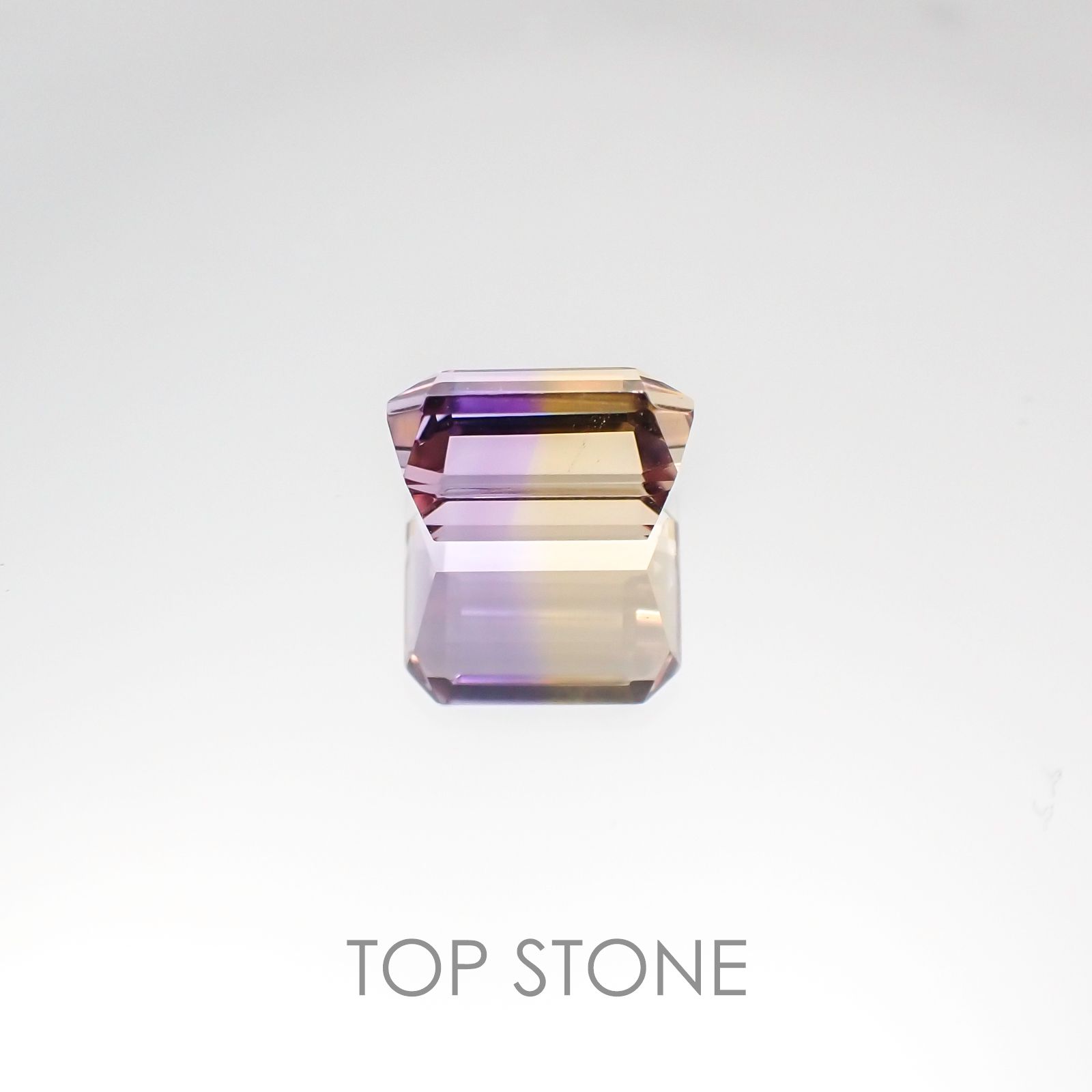 アメトリン ブラジル産 ルース 2.37ct[20106902]8.9×7.1mm前後