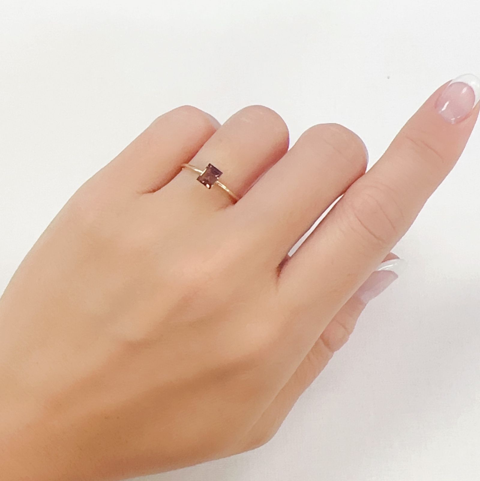 ピンクトルマリン(宝石名ピンク・トルマリン)ブラジル産 0.59ct 識別済[230722944]5.1x4mm前後
