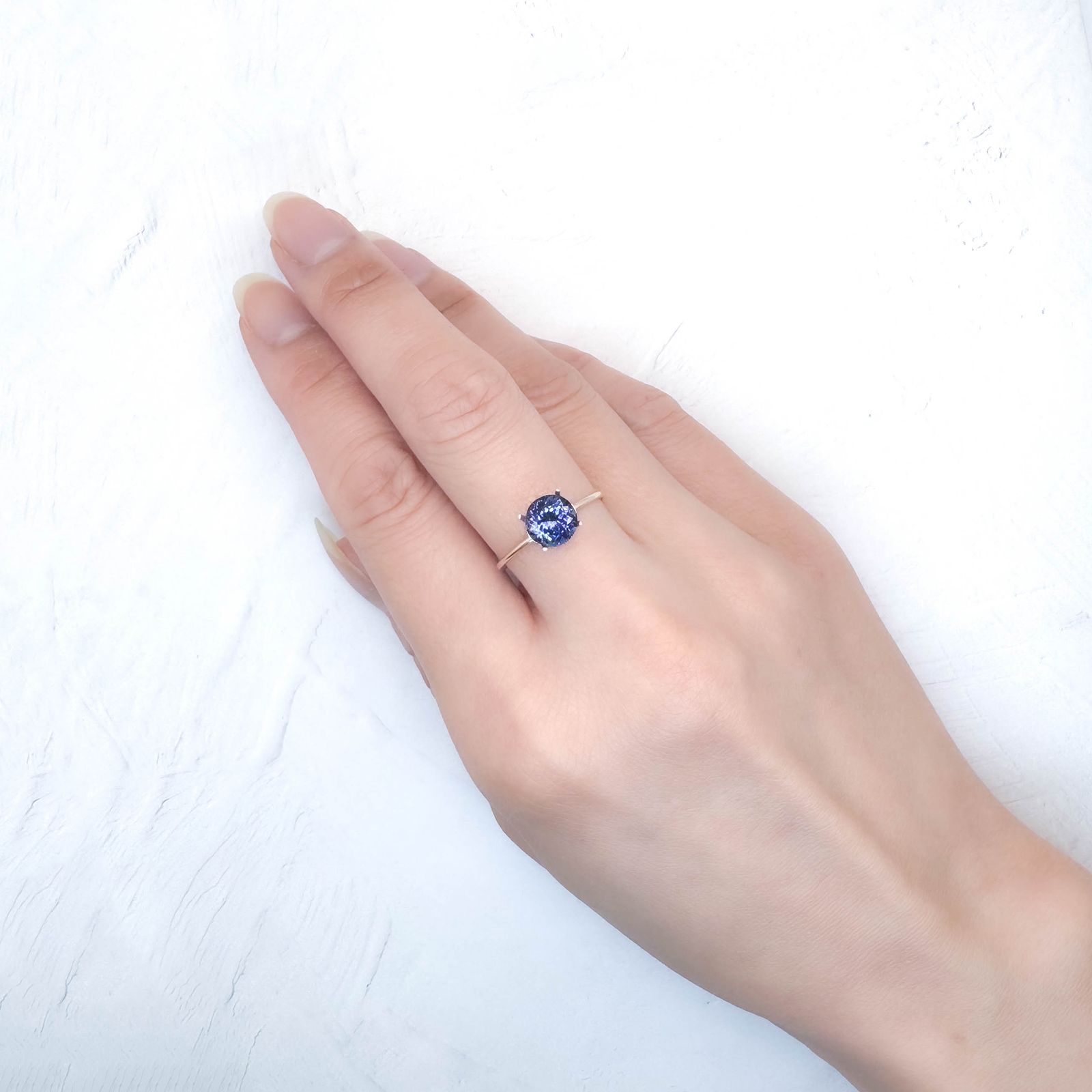 タンザナイト(宝石名タンザナイト)タンザニア産 識別済 1.62ct / 7x7mm前後 [251031240]