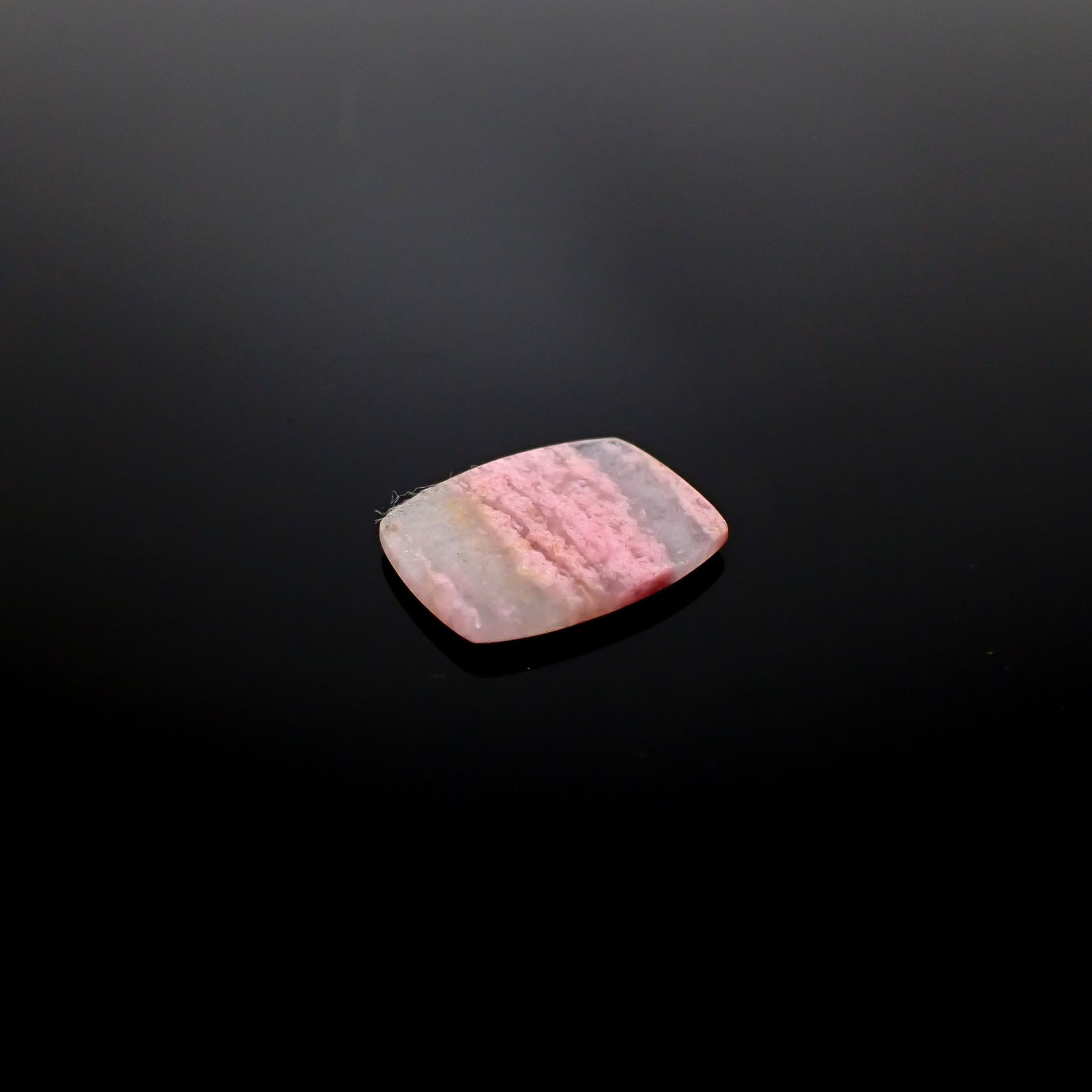 ピンクパッションクォーツ イタリア産 6.17ct [250730634]18.3x14.4mm前後