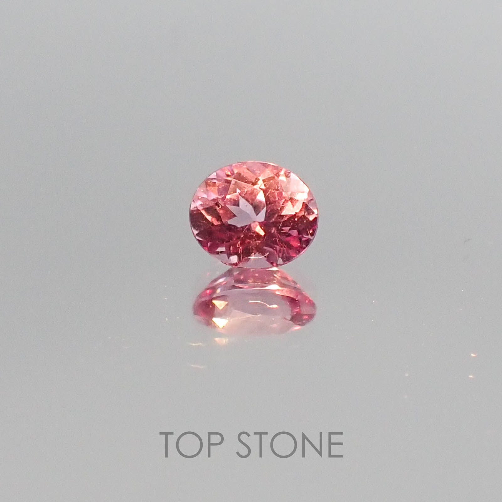 カラーチェンジマラヤガーネット タンザニア産 ルース 0.60ct[20073900]5.5×4.6mm前後