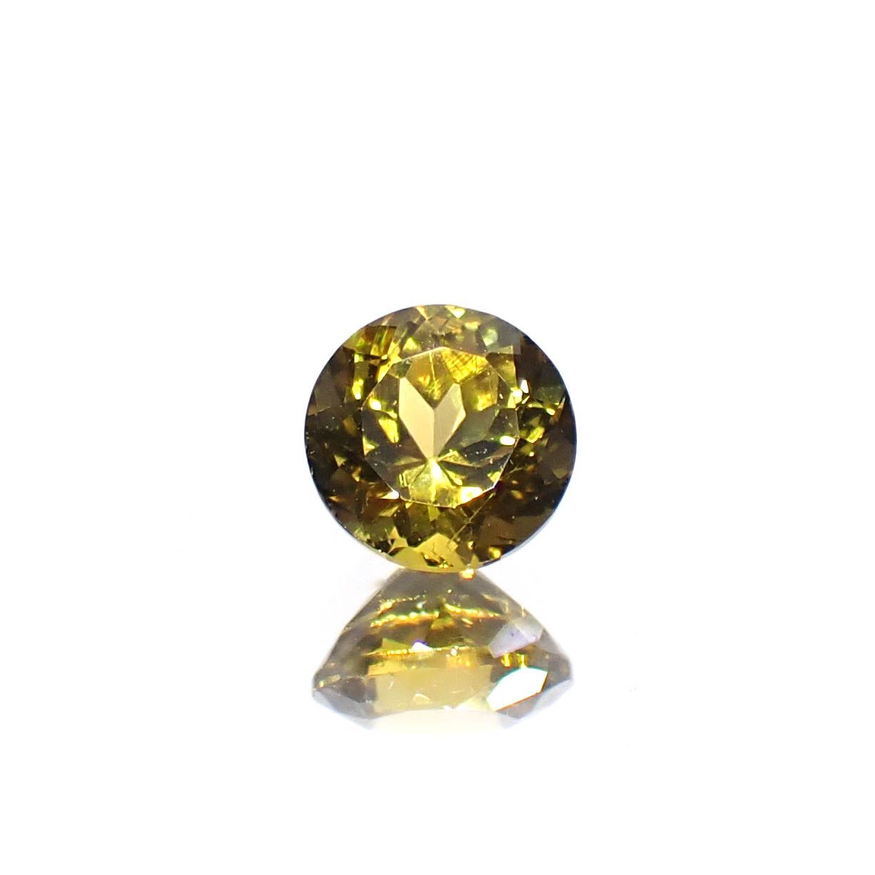 クリノゾイサイト(宝石名クリノゾイサイト)パキスタン産 0.32ct 識別済[250630599]4.1x4.1mm前後