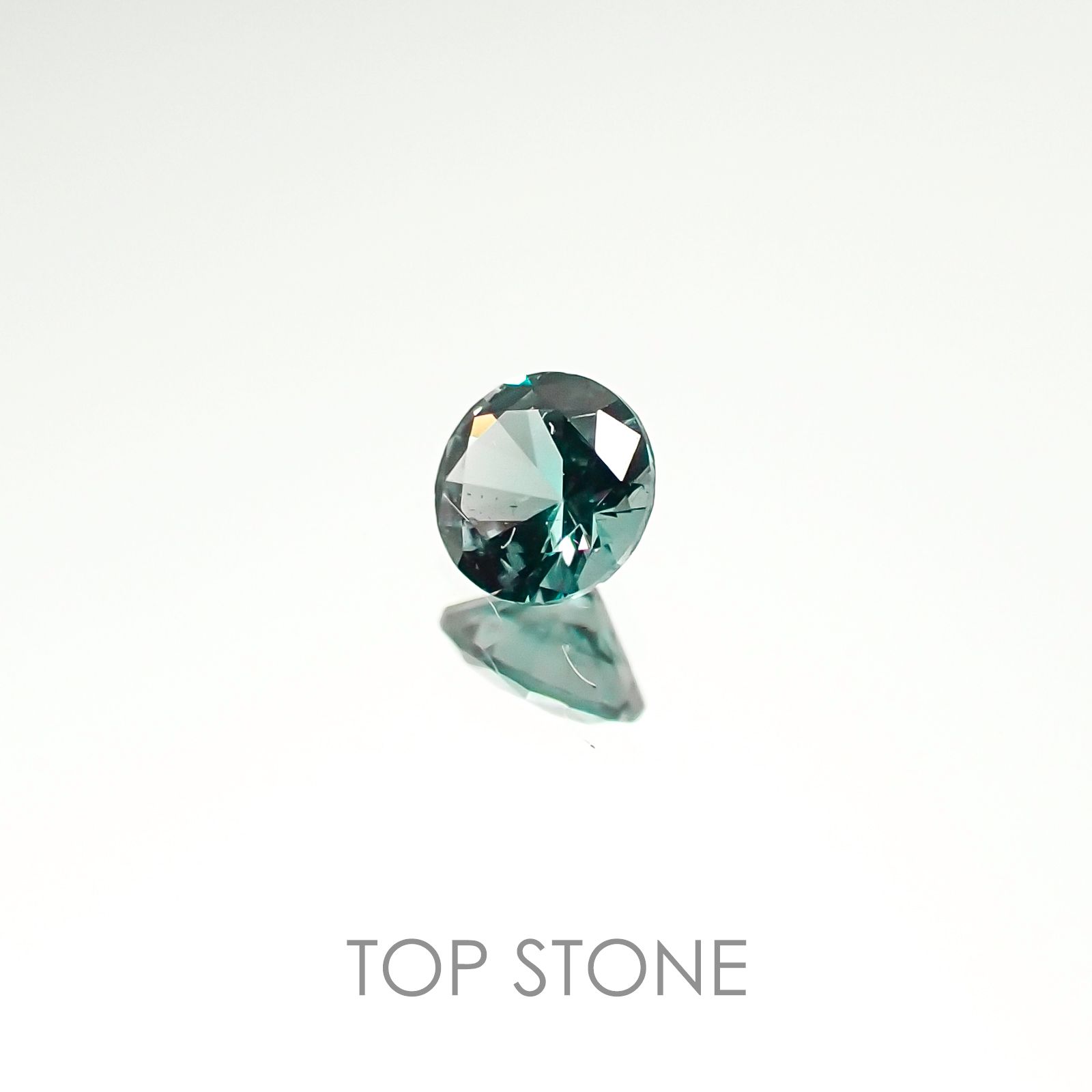 カラーチェンジガーネット(アレキタイプ) マダガスカル・ベキリー産 ルース 0.158ct[20106631]3.3×3.3mm前後