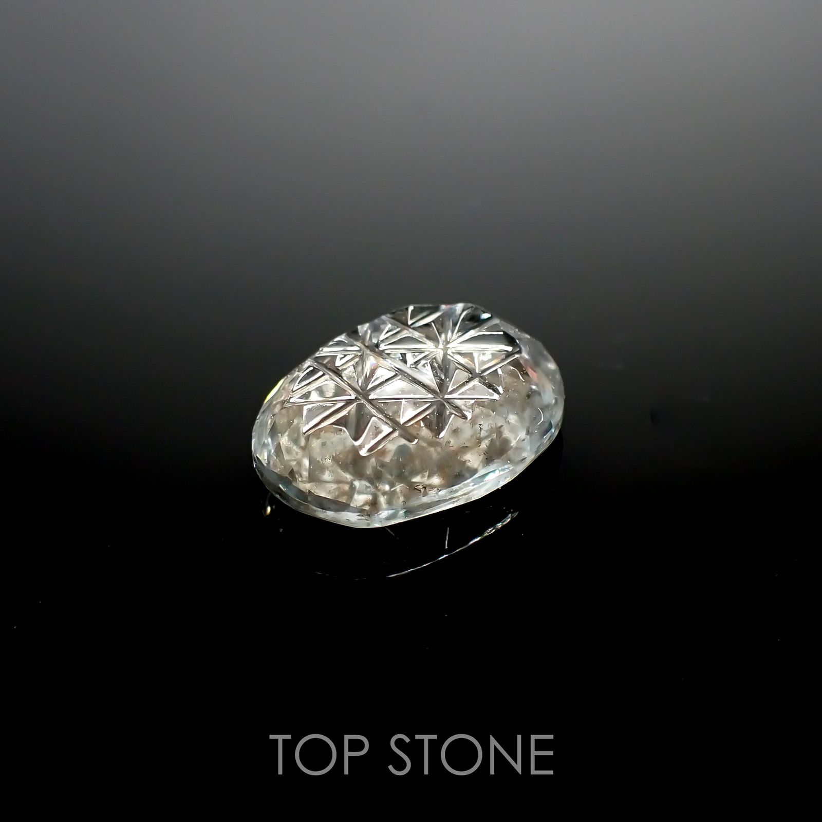 ◇甲州貴石切子Plus Three◇アベンチュリンアクアマリン(宝石名シーン・アクアマリン) カード付き ブラジル産 1.760ct ソ付(彩珠)[210913349]10×7.5mm前後