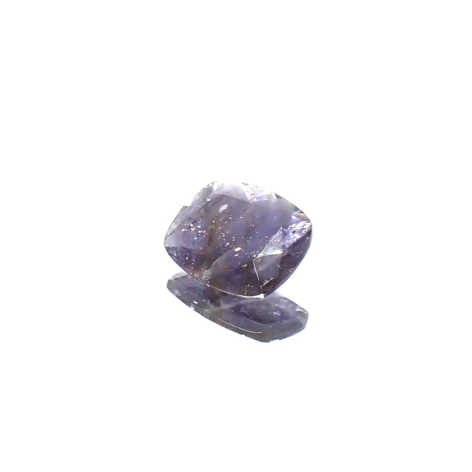 ブラッドショットアイオライト インド産 2.02ct[230321207]10.5x8.4mm前後