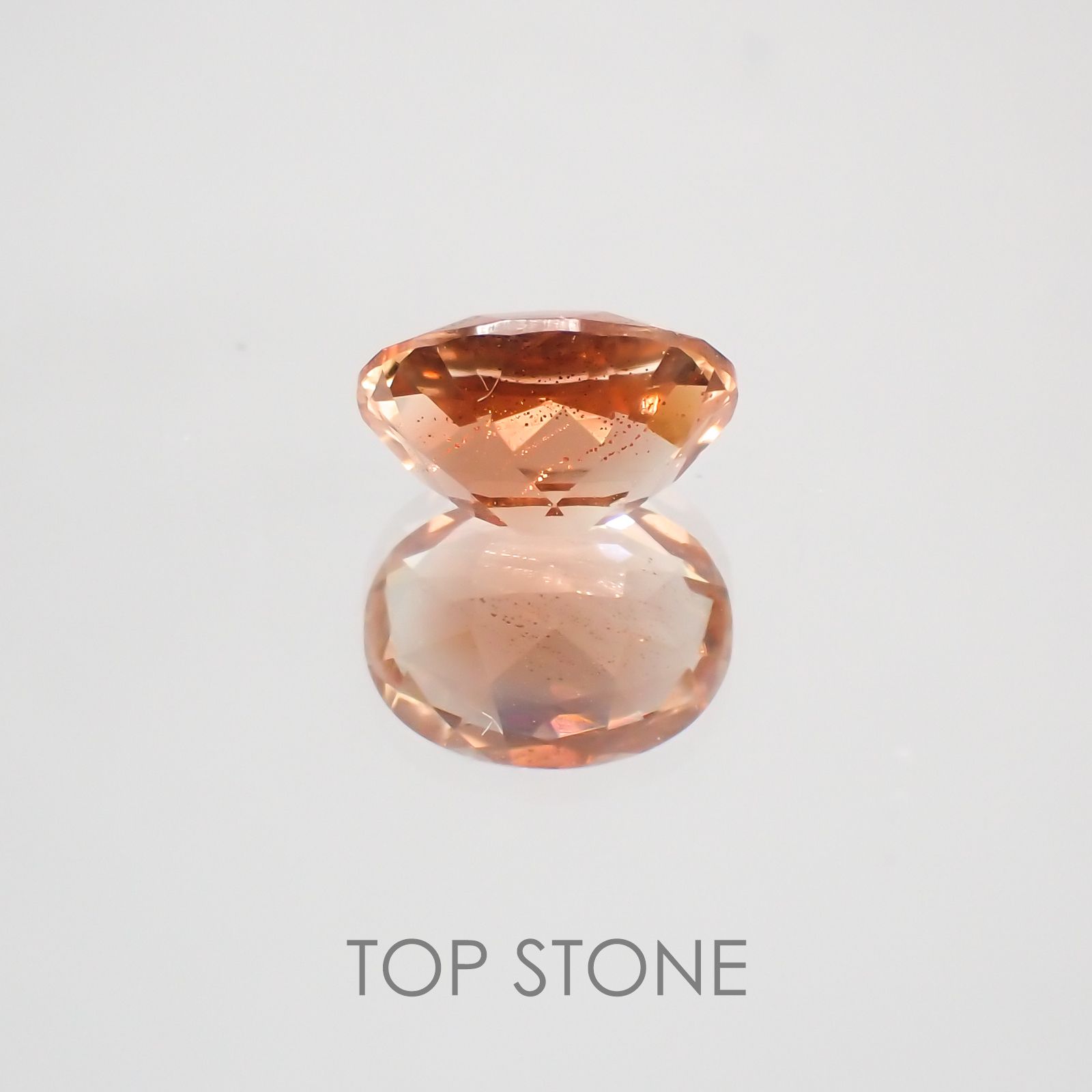 オレゴンサンストーン(宝石名ラブラドライト) アメリカ・オレゴン州産 1.21ct 識別済[210410381]8×6.1mm前後