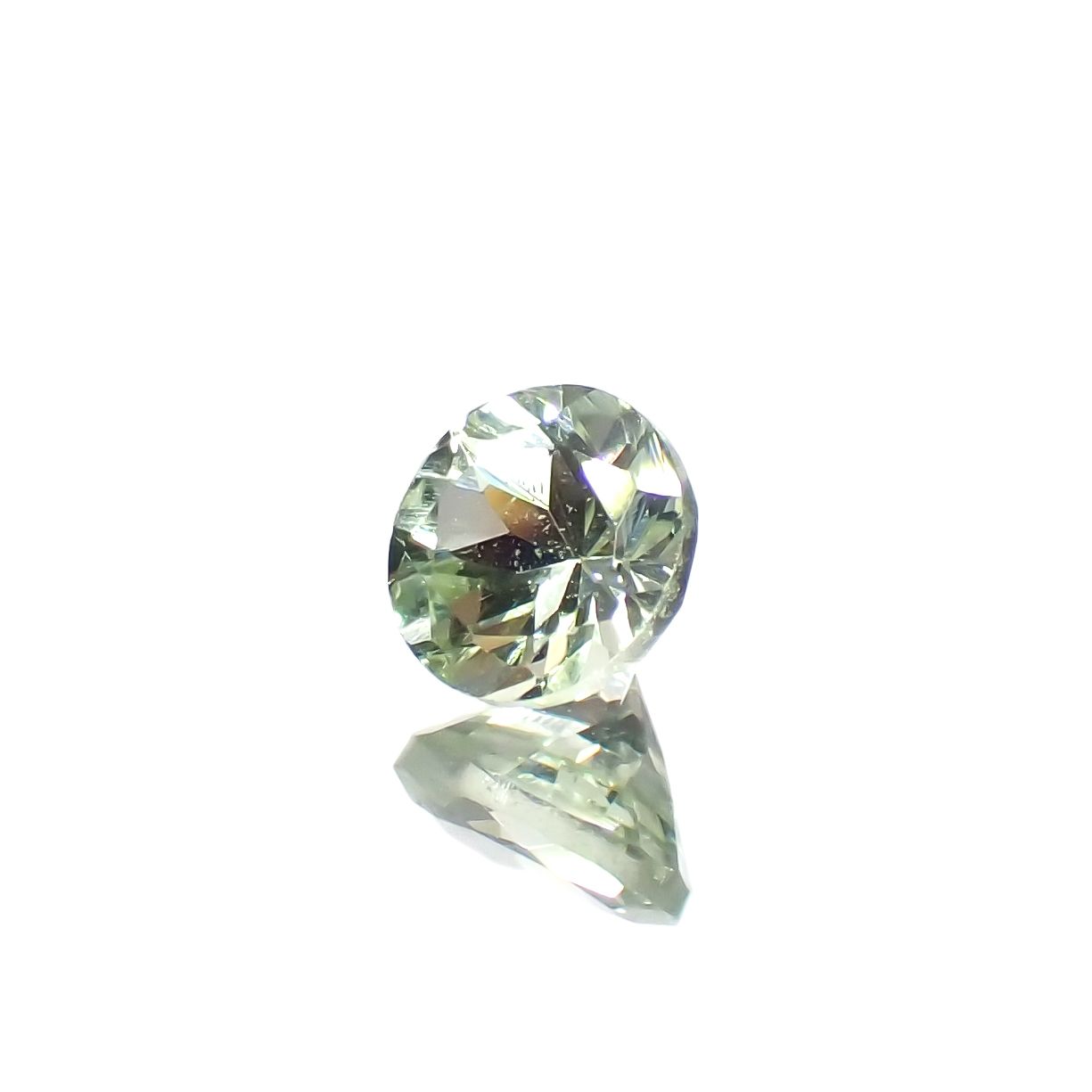 ミントガーネット タンザニア産 0.32ct[231023717]4x4mm前後