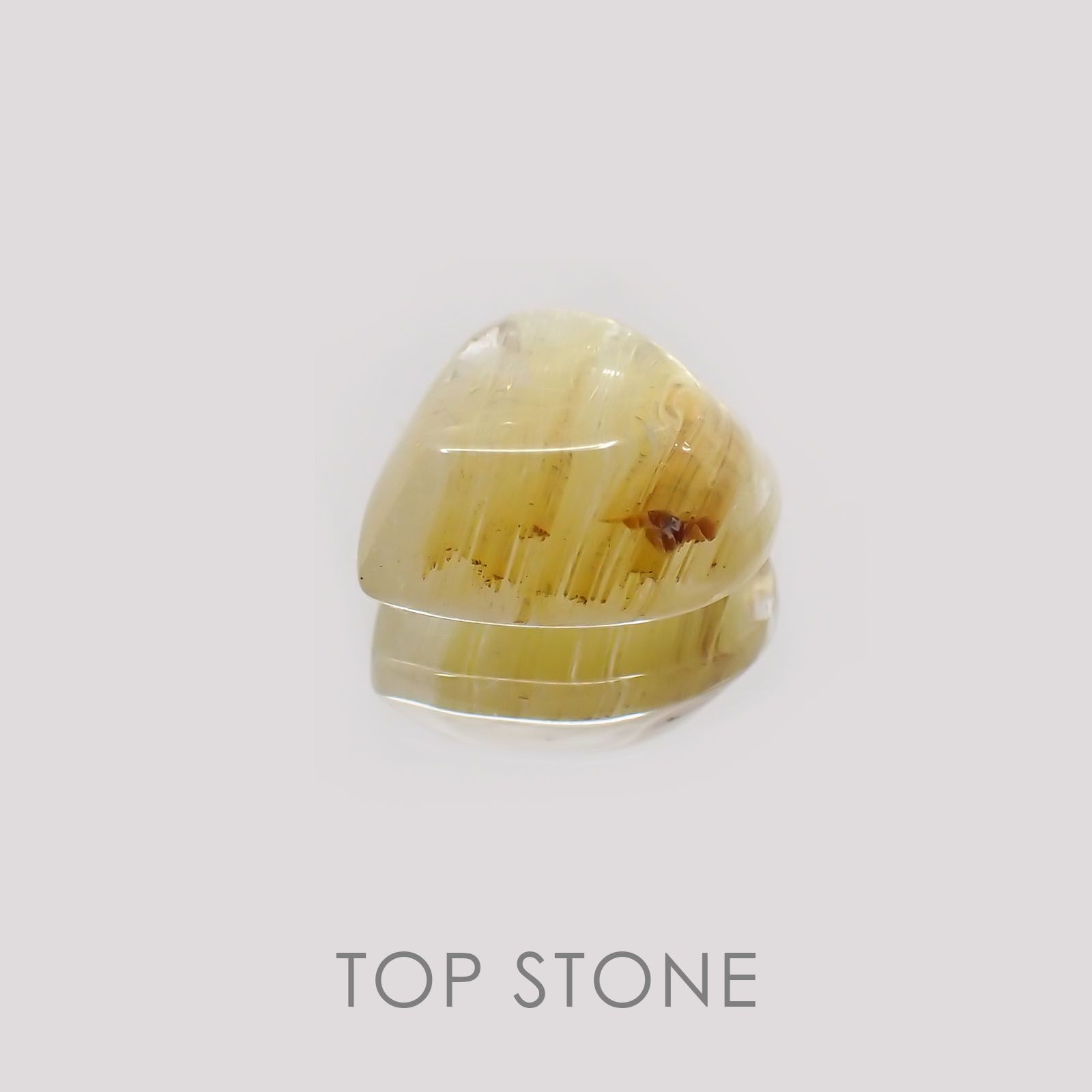 タイチンルチルクォーツ ブラジル産 ルース 2.17ct[21019175]9.3×8.9mm前後