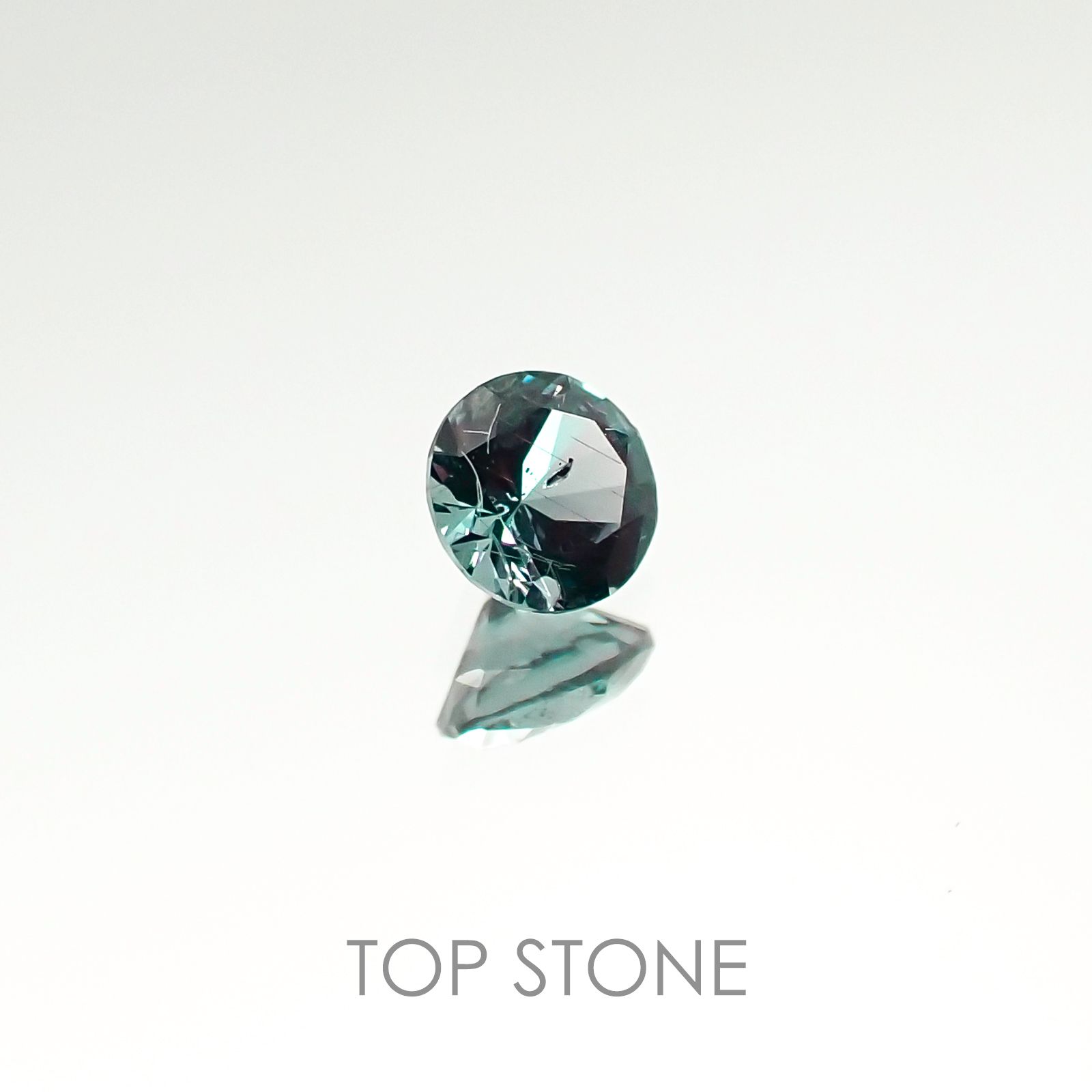 カラーチェンジガーネット(アレキタイプ) マダガスカル・ベキリー産 ルース 0.169ct[20106629]3.3×3.3mm前後