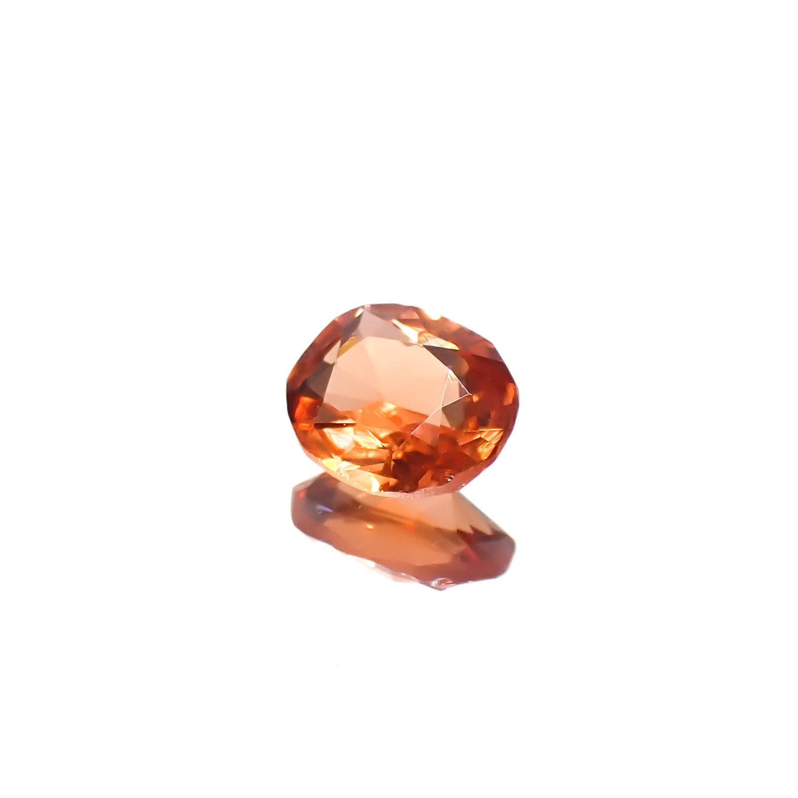 トリプライト(宝石名トリプライト)ブラジル産 0.48ct 識別済[240928686]5.3x4.3mm前後