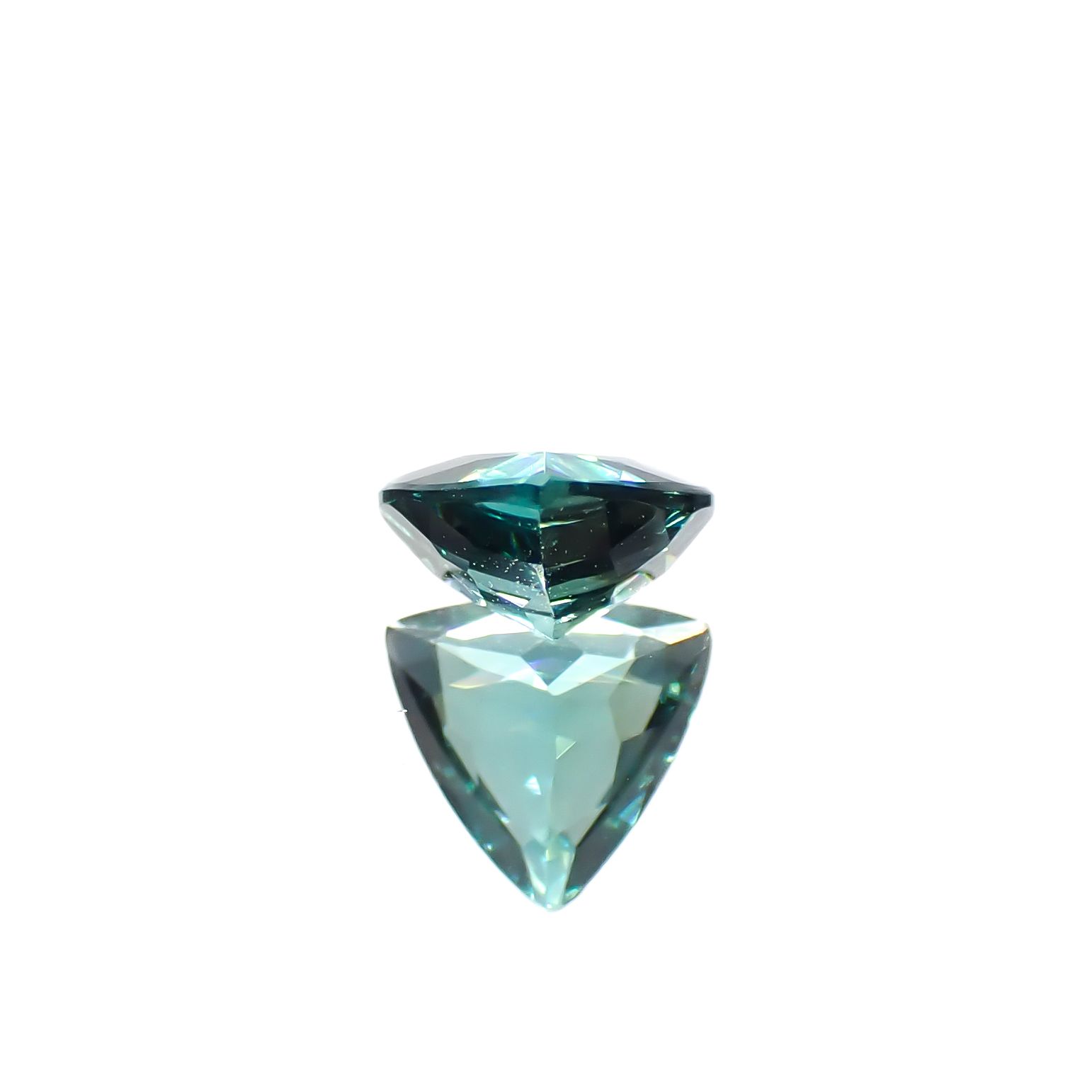 ブルーグリーントルマリン ブラジル産 0.47ct[240628387]5.5x5.3mm前後