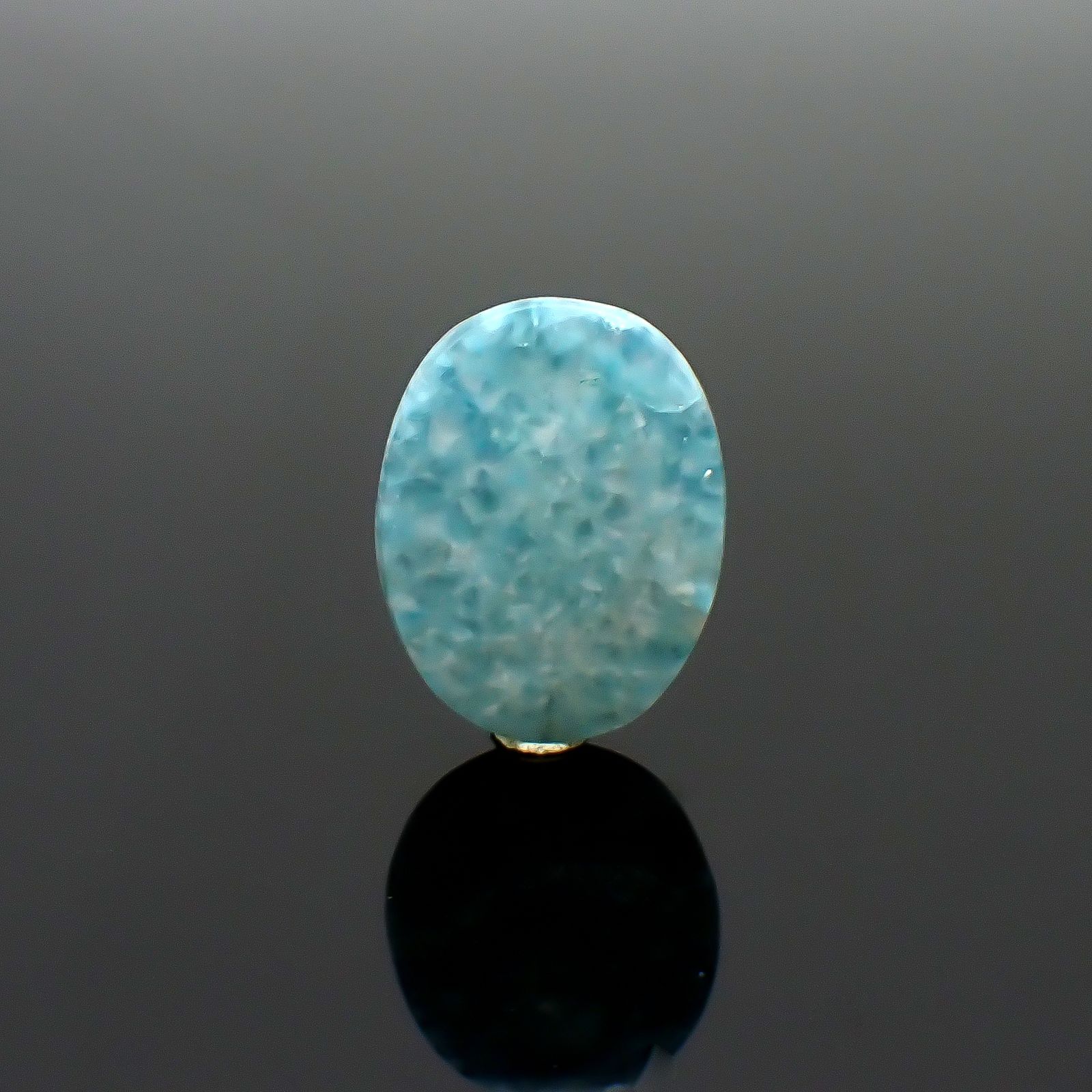 パライバクォーツ ブラジル産 24.76ct / 24.6x18.7mm前後 [260632502]